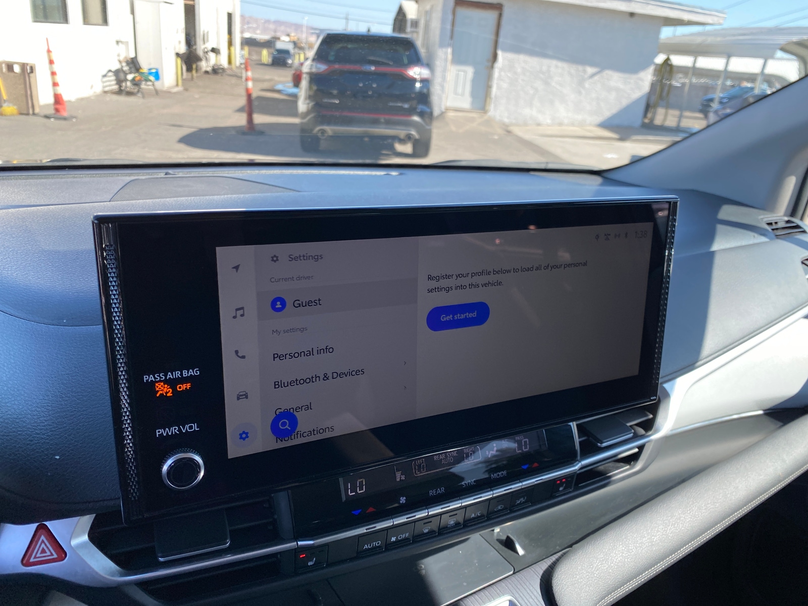 Thumbnail: 2025 Toyota Sienna - 4