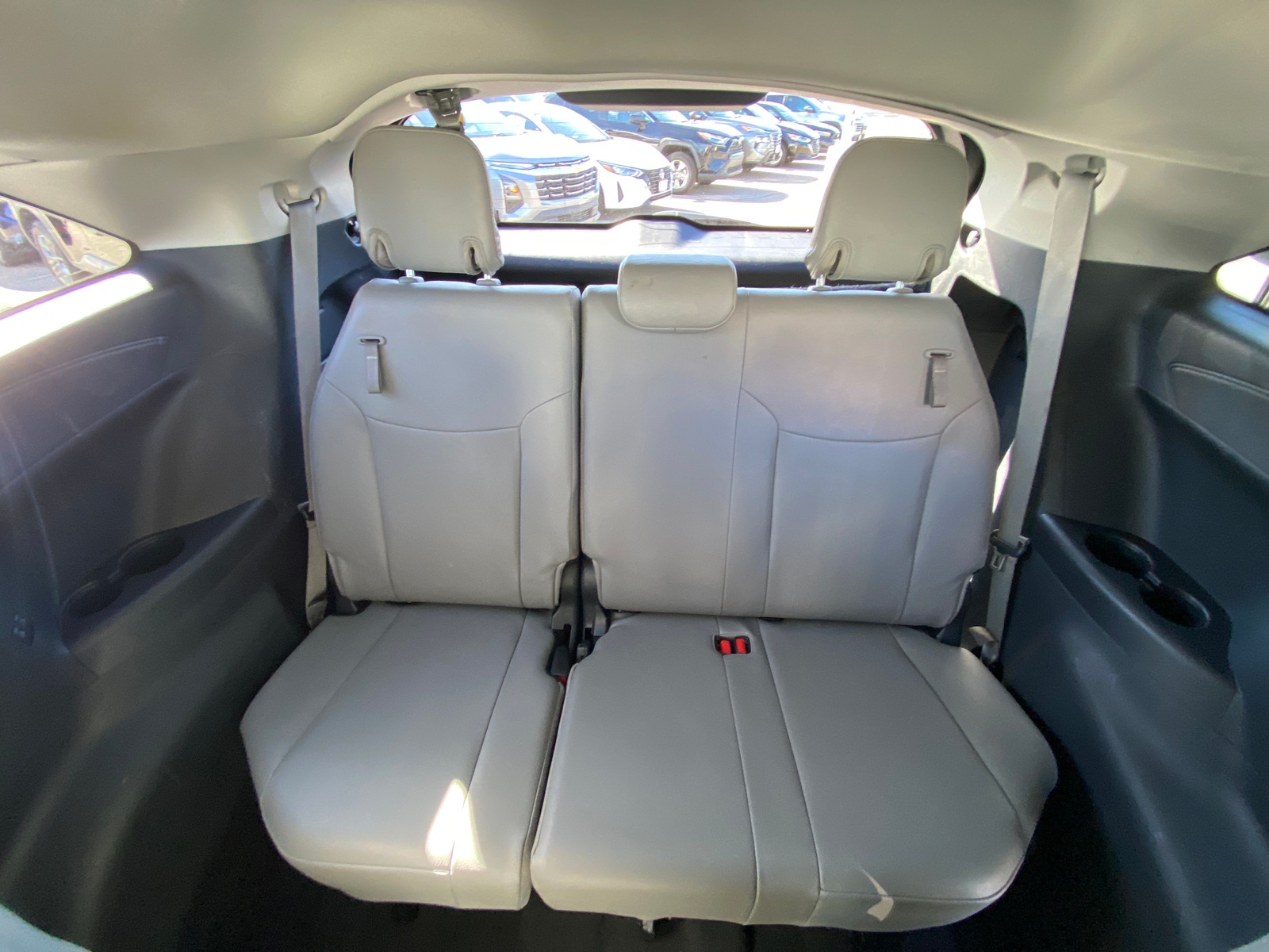 Thumbnail: 2025 Toyota Sienna - 6