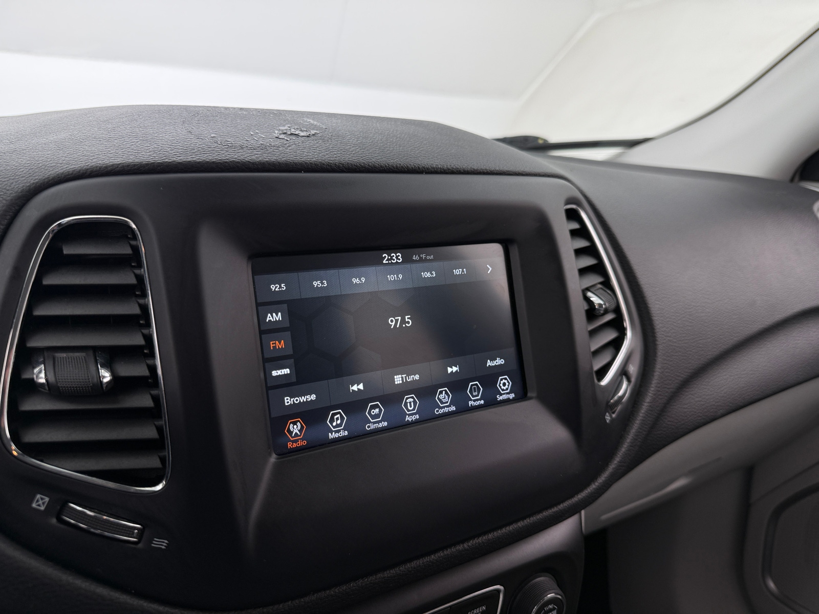 Thumbnail: 2021 Jeep Compass - 4