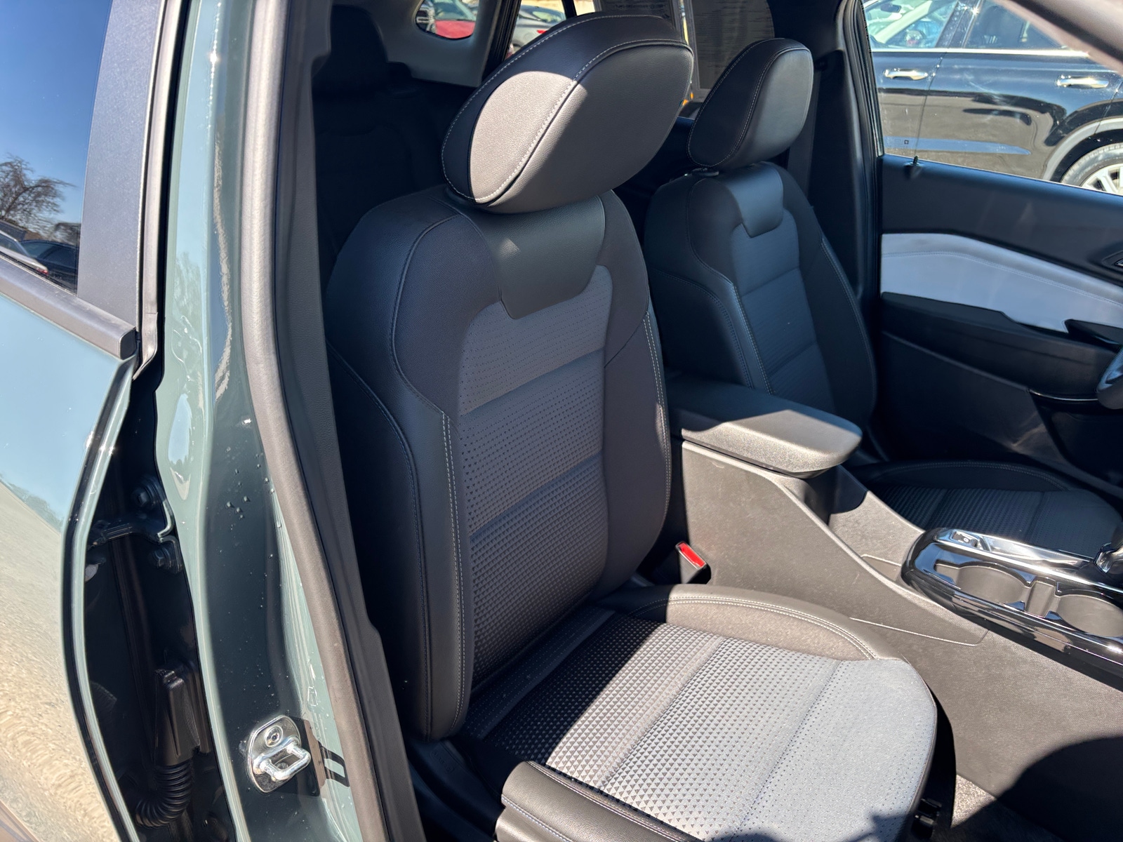 Thumbnail: 2025 Chevrolet Trax - 2