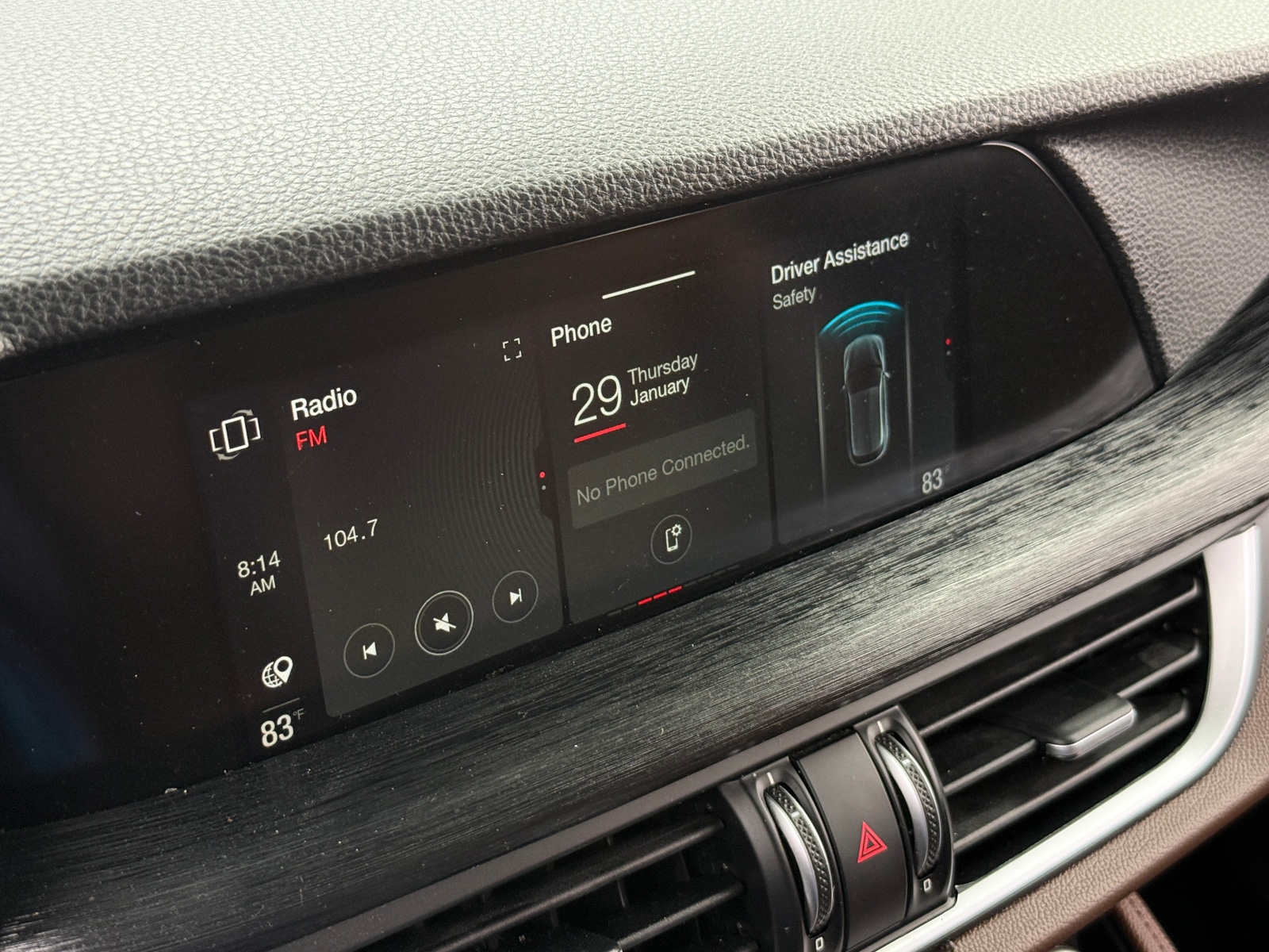 Thumbnail: 2020 Alfa Romeo Stelvio - 3