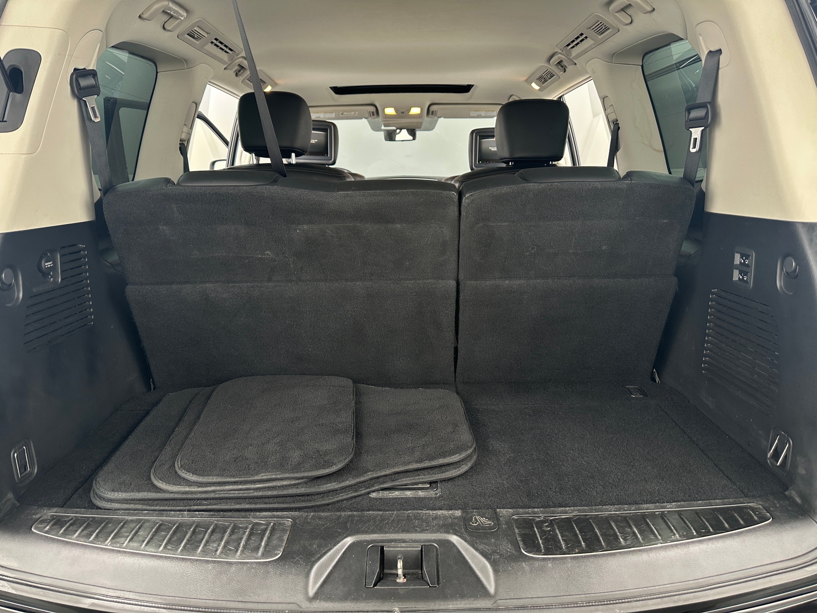 Thumbnail: 2018 Nissan Armada - 6