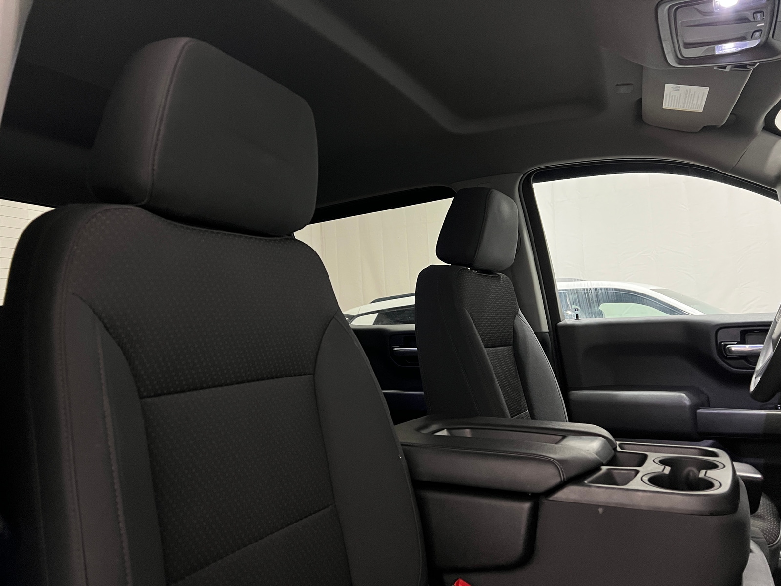 Thumbnail: 2020 Chevrolet Silverado 1500 - 2