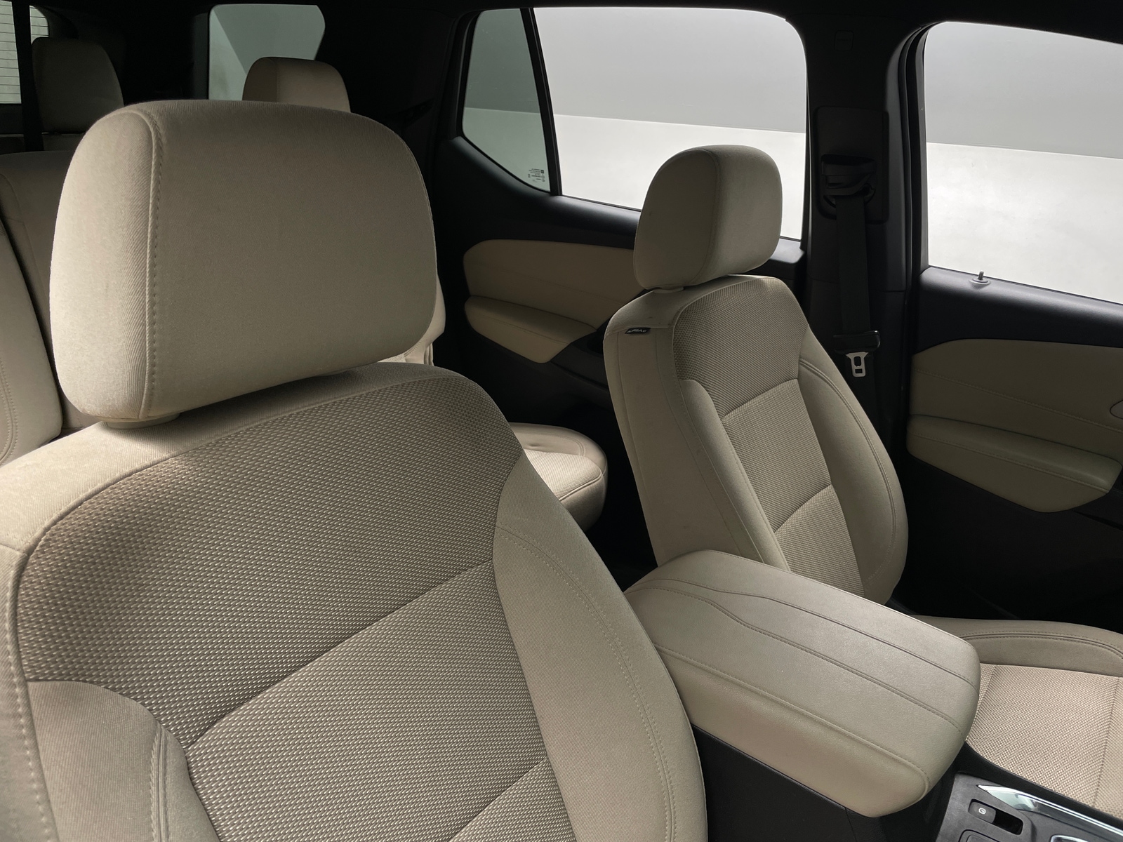 Thumbnail: 2023 Chevrolet Traverse - 2