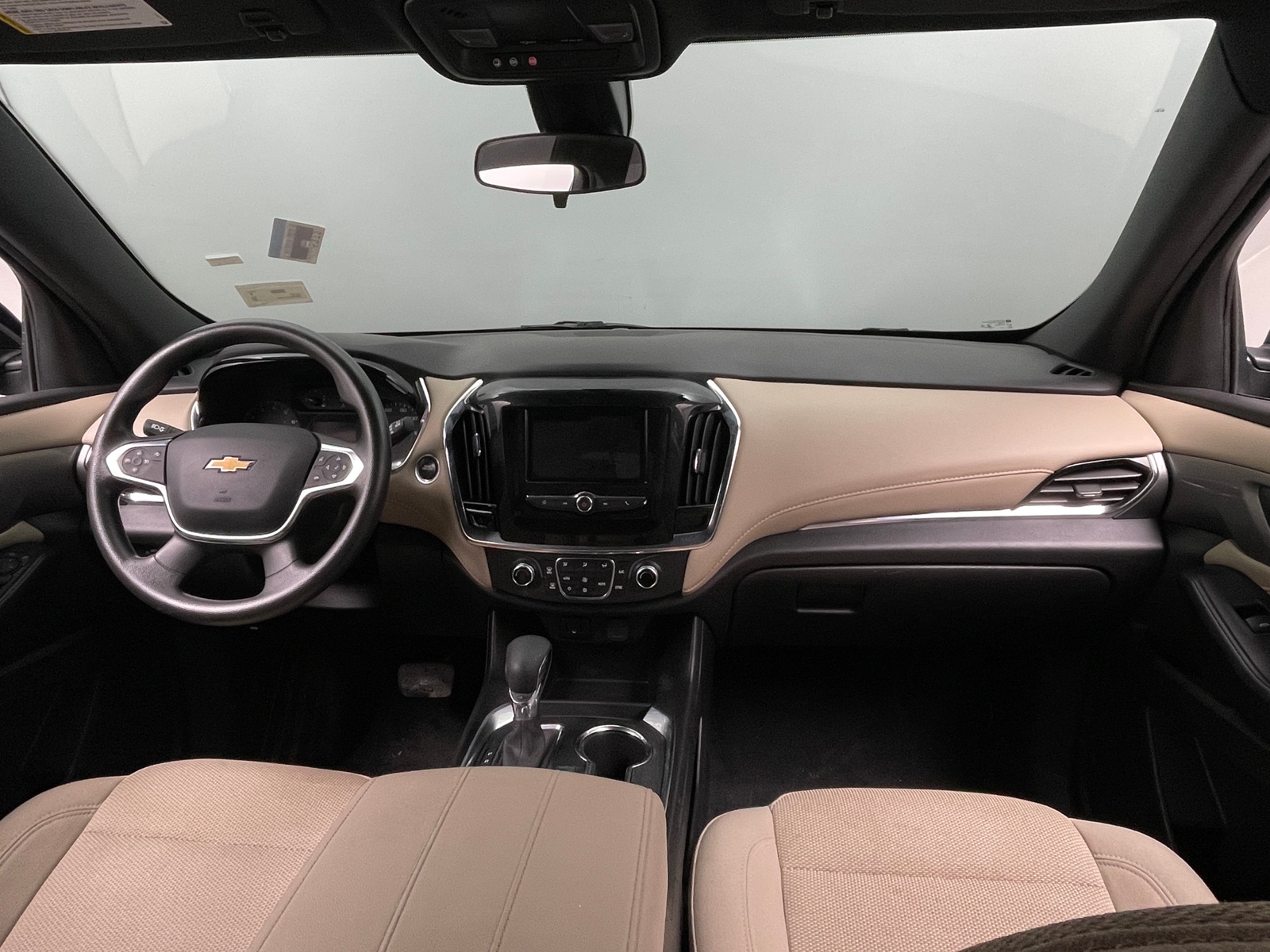 Thumbnail: 2023 Chevrolet Traverse - 3