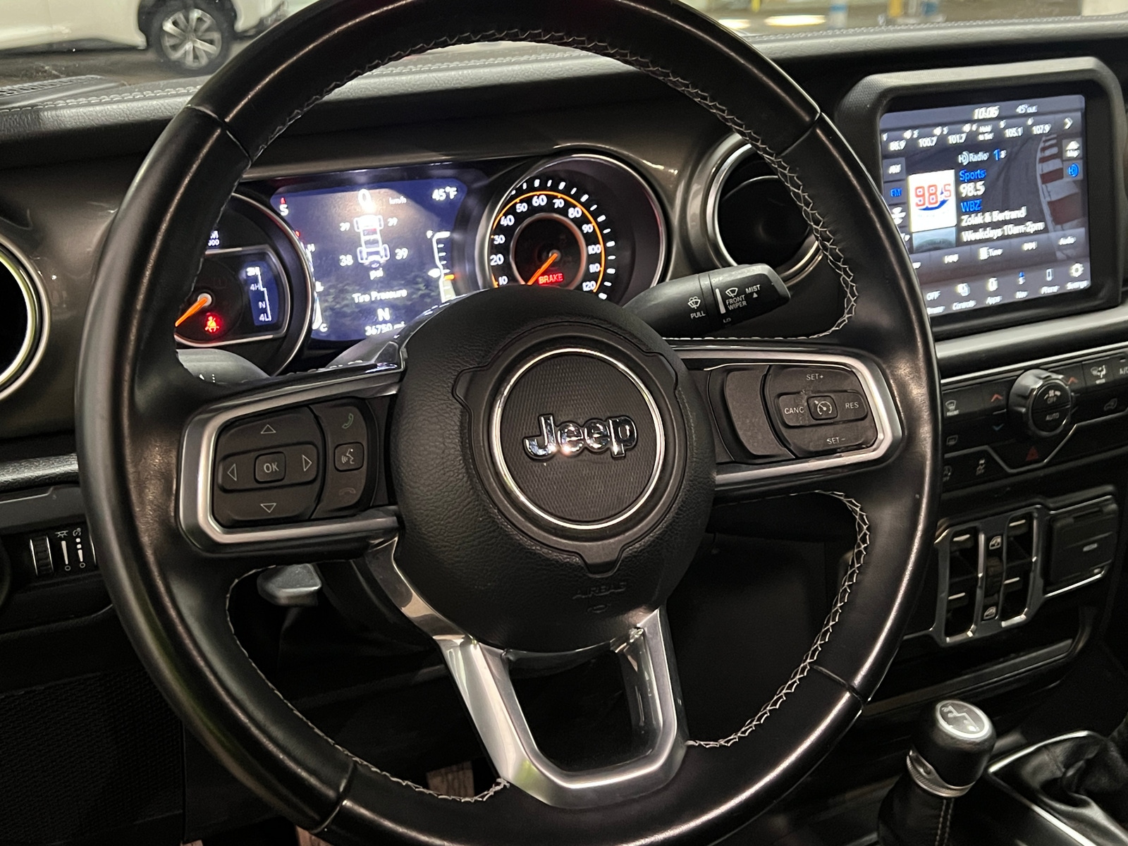 Thumbnail: 2022 Jeep Wrangler - 5