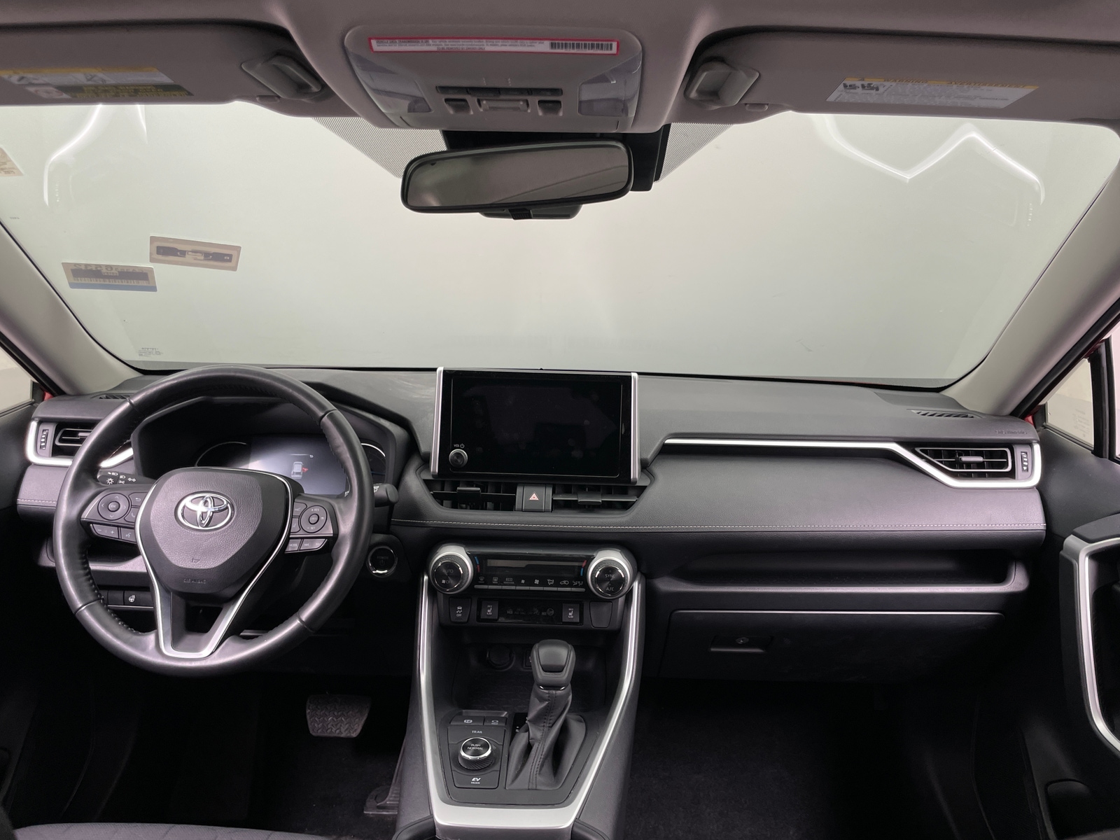 Thumbnail: 2023 Toyota RAV4 - 3