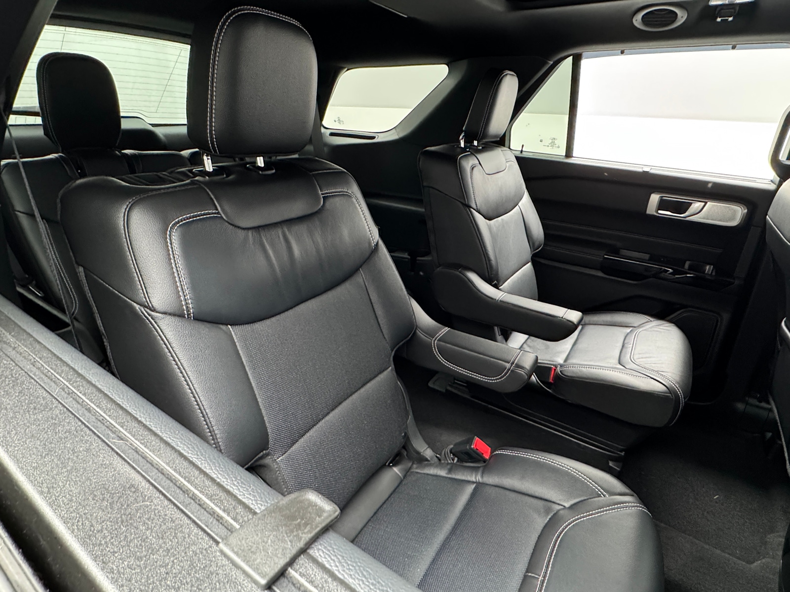 Thumbnail: 2023 Ford Explorer - 5