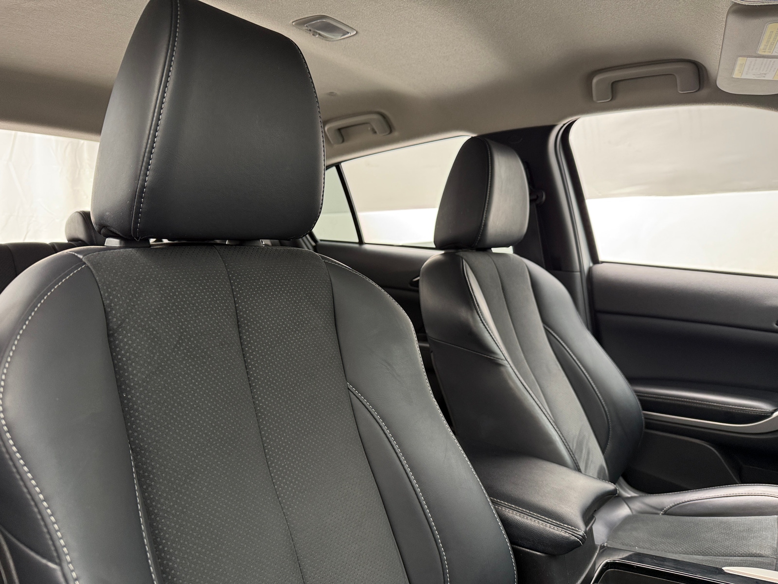 Thumbnail: 2024 Mitsubishi Eclipse Cross - 2