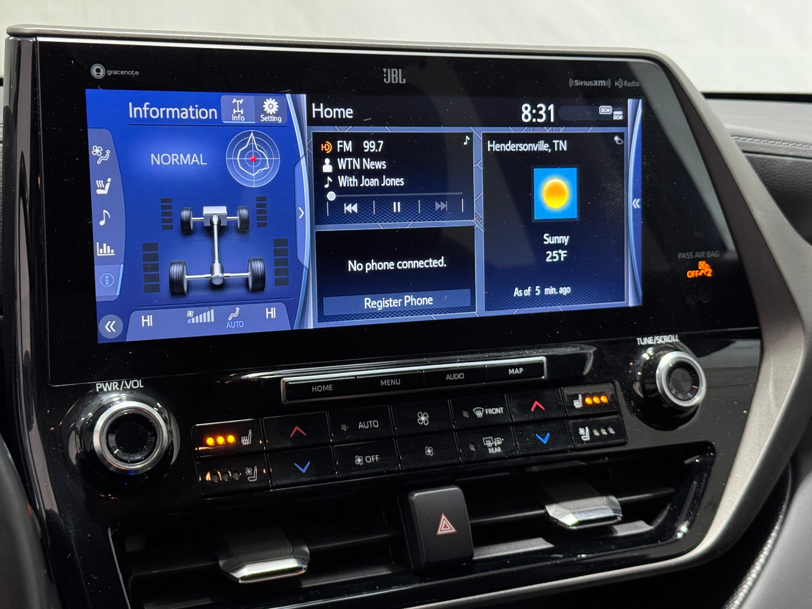 Thumbnail: 2022 Toyota Highlander - 3