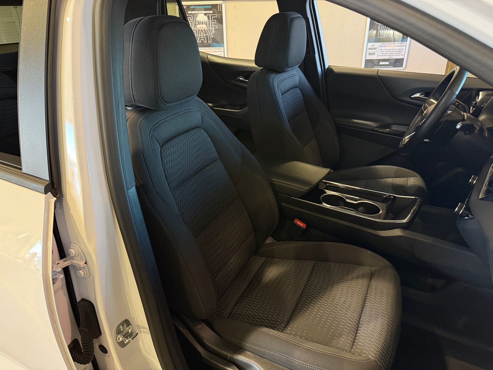 Thumbnail: 2025 Chevrolet Equinox - 2