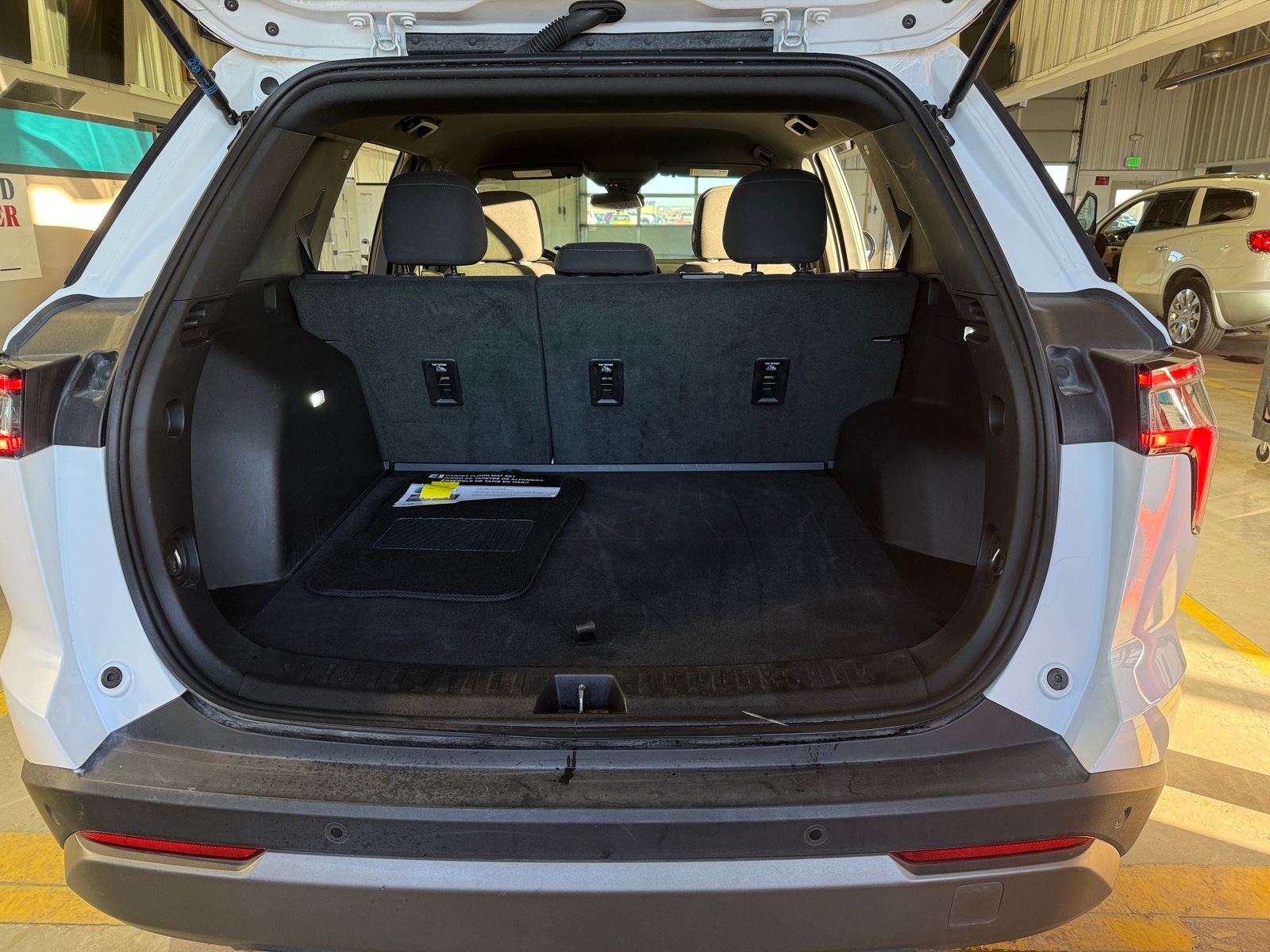 Thumbnail: 2025 Chevrolet Equinox - 7