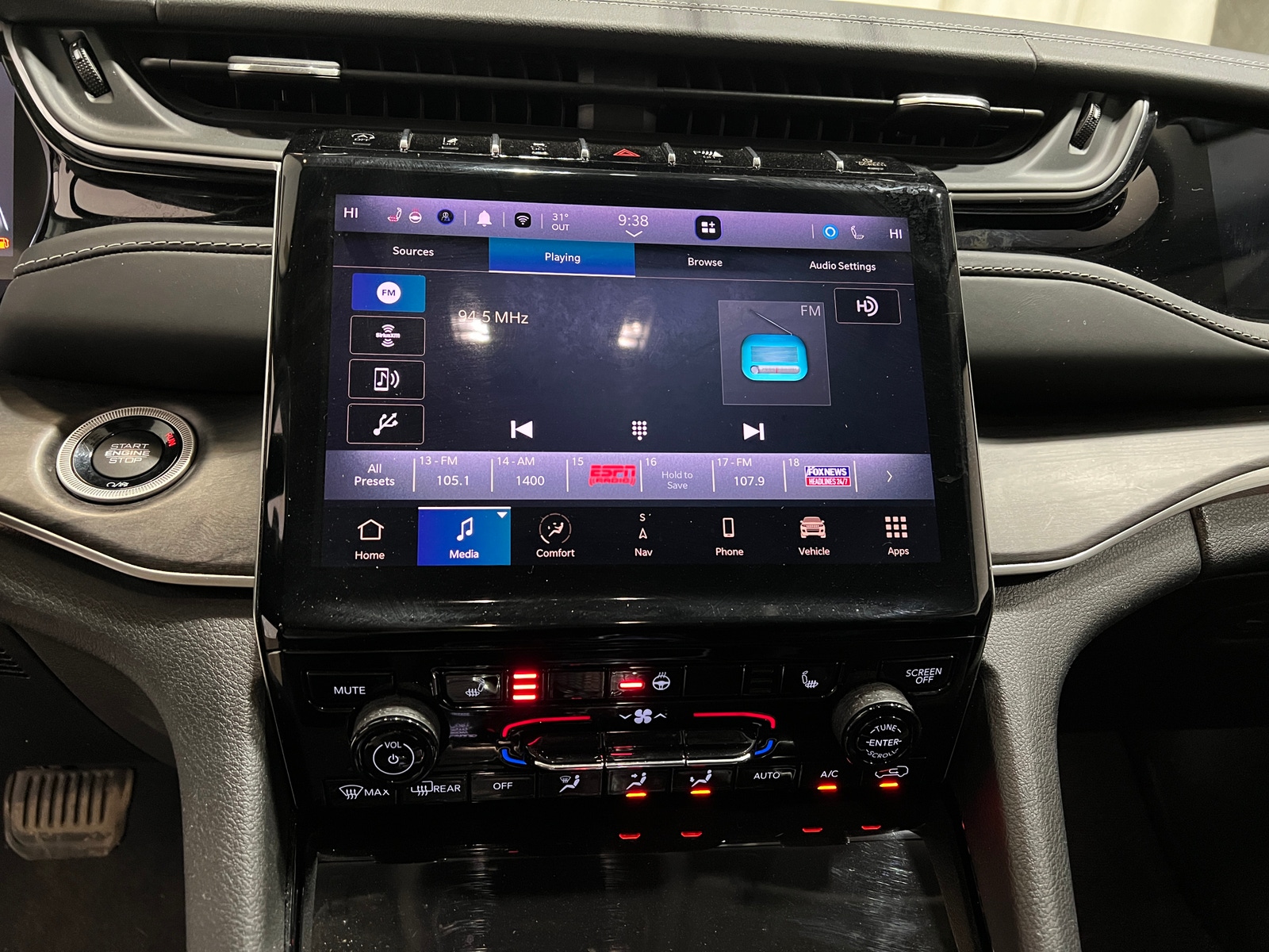 Thumbnail: 2022 Jeep Grand Cherokee L - 3