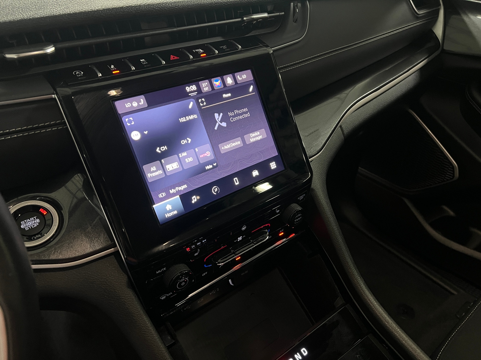 Thumbnail: 2021 Jeep Grand Cherokee L - 4