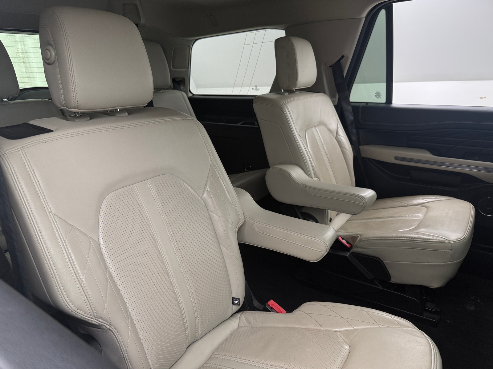 Thumbnail: 2019 Ford Expedition - 5