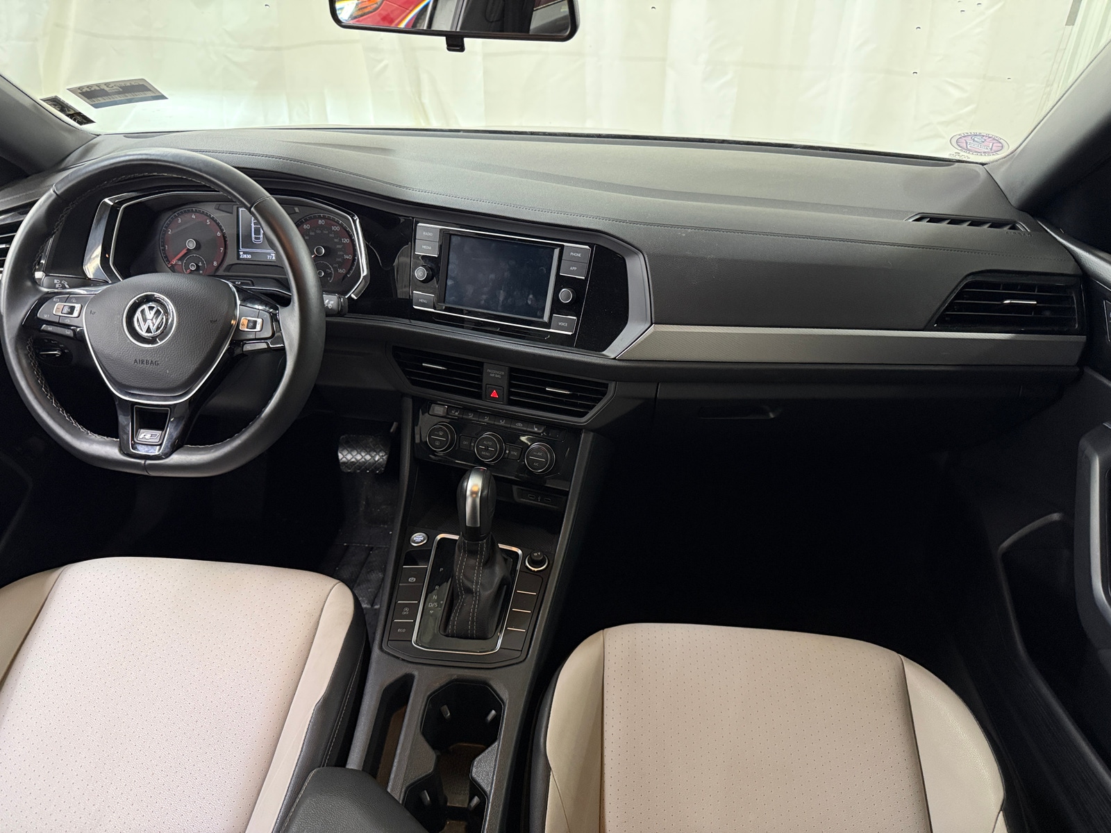 Thumbnail: 2021 Volkswagen Jetta - 2