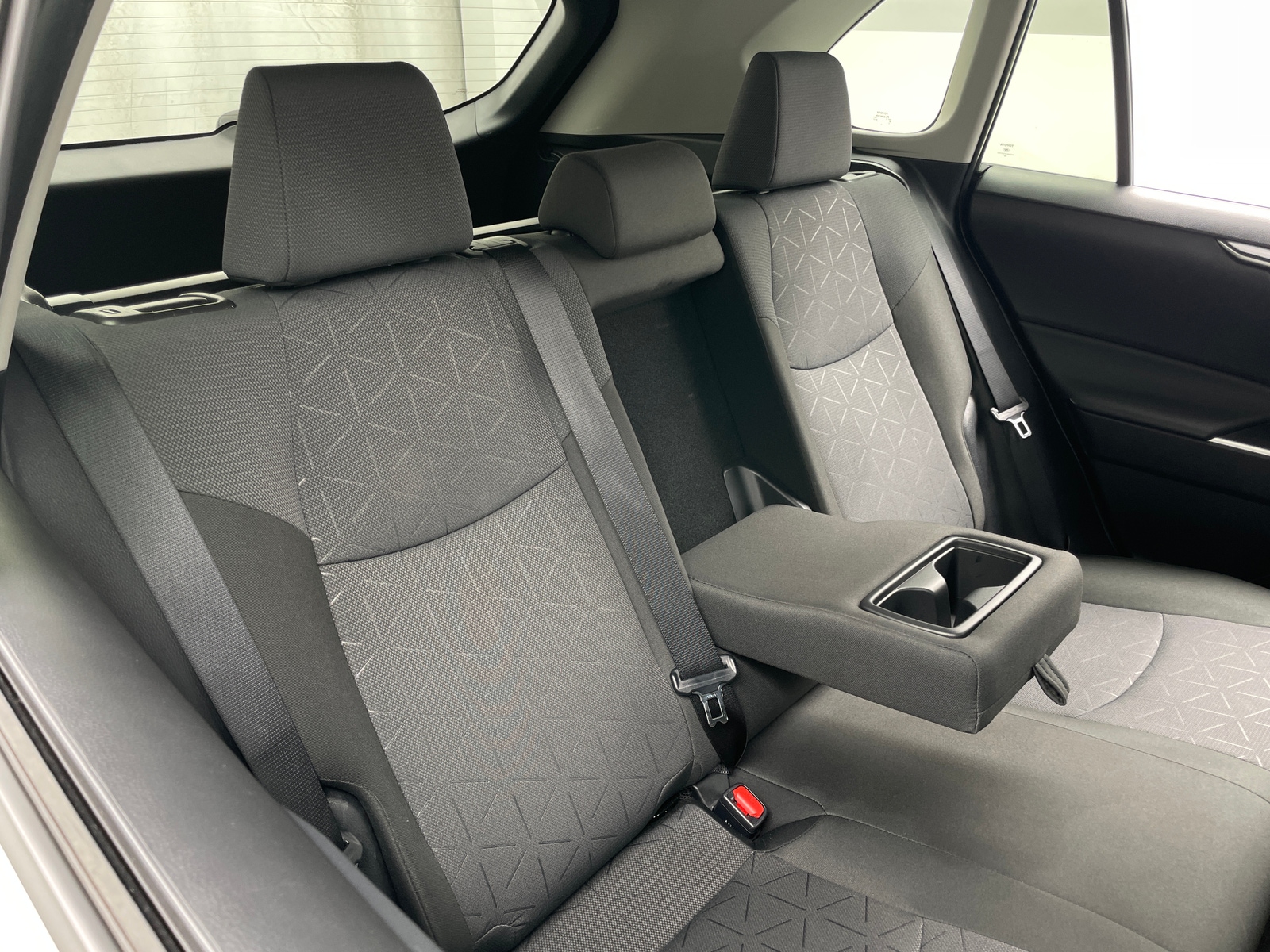 Thumbnail: 2025 Toyota RAV4 - 6