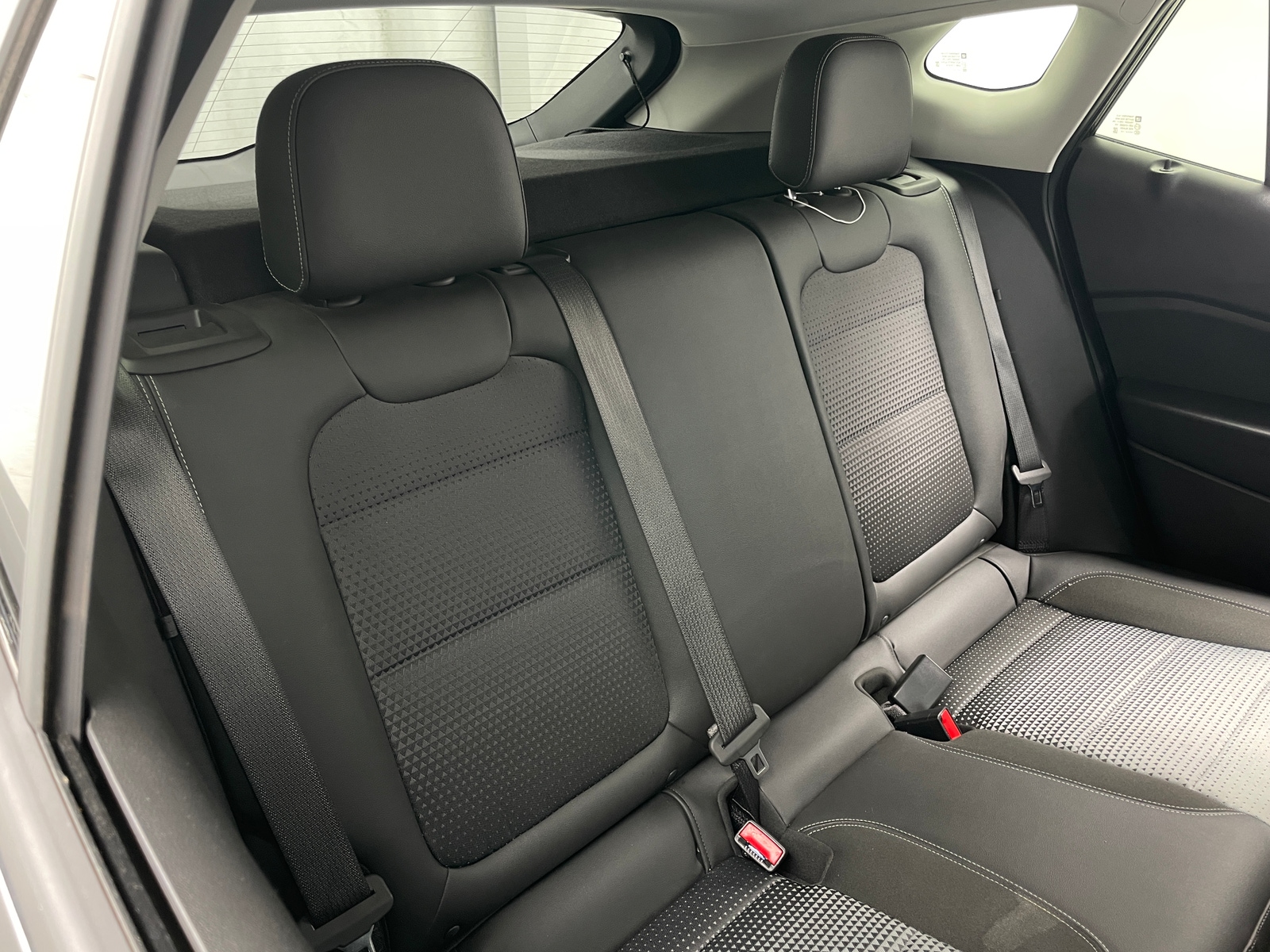 Thumbnail: 2025 Chevrolet Trax - 6