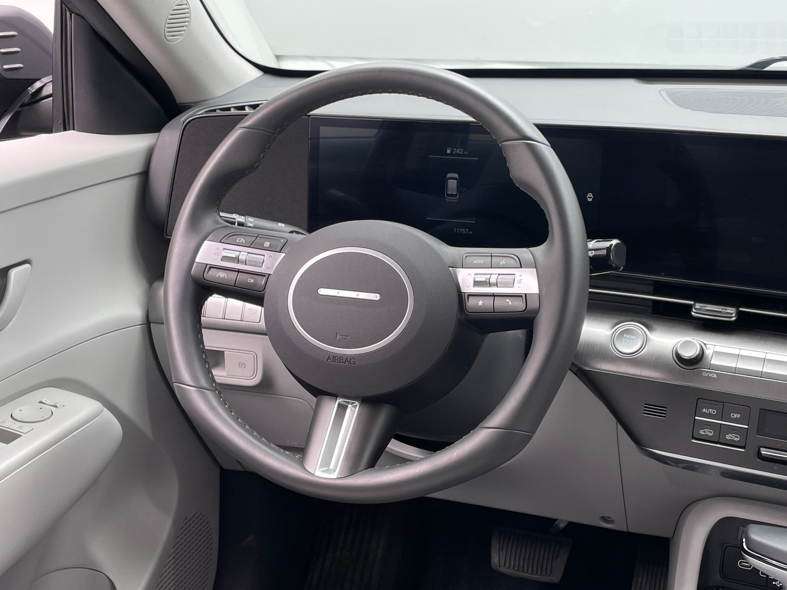 Thumbnail: 2025 Hyundai Kona - 5