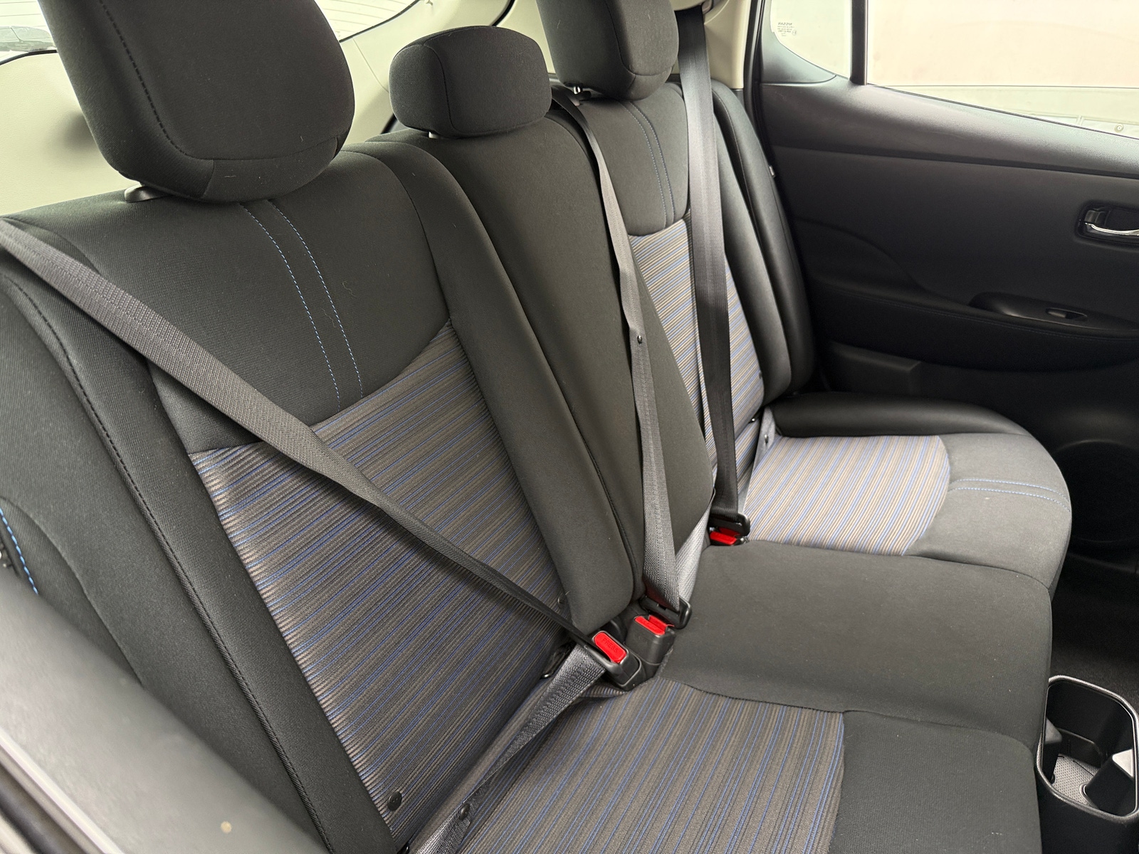 Thumbnail: 2025 Nissan Leaf - 6