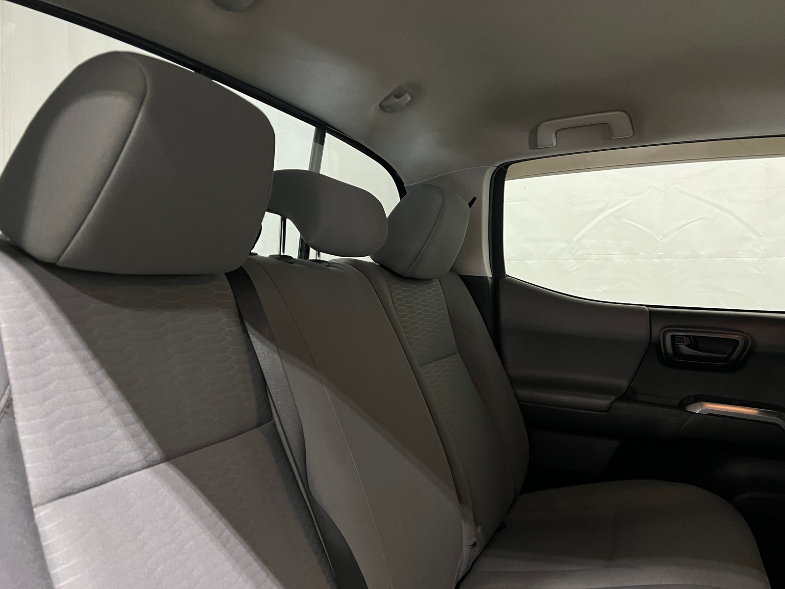 Thumbnail: 2018 Toyota Tacoma - 6