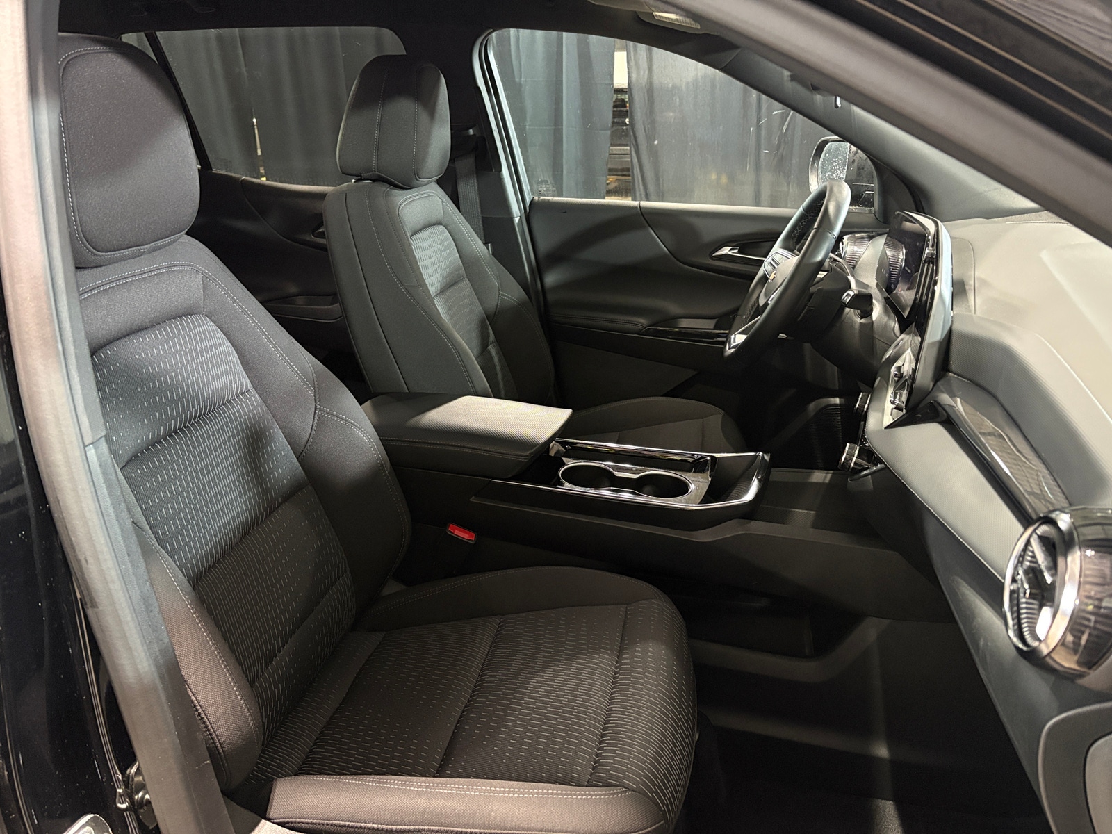 Thumbnail: 2025 Chevrolet Equinox - 2