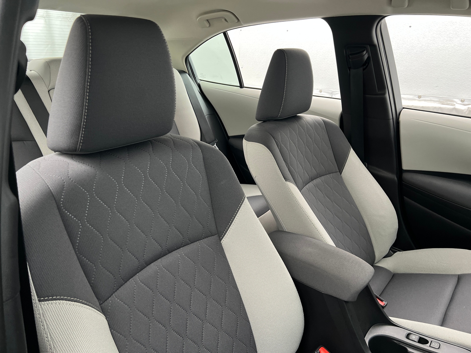 Thumbnail: 2025 Toyota Corolla - 2