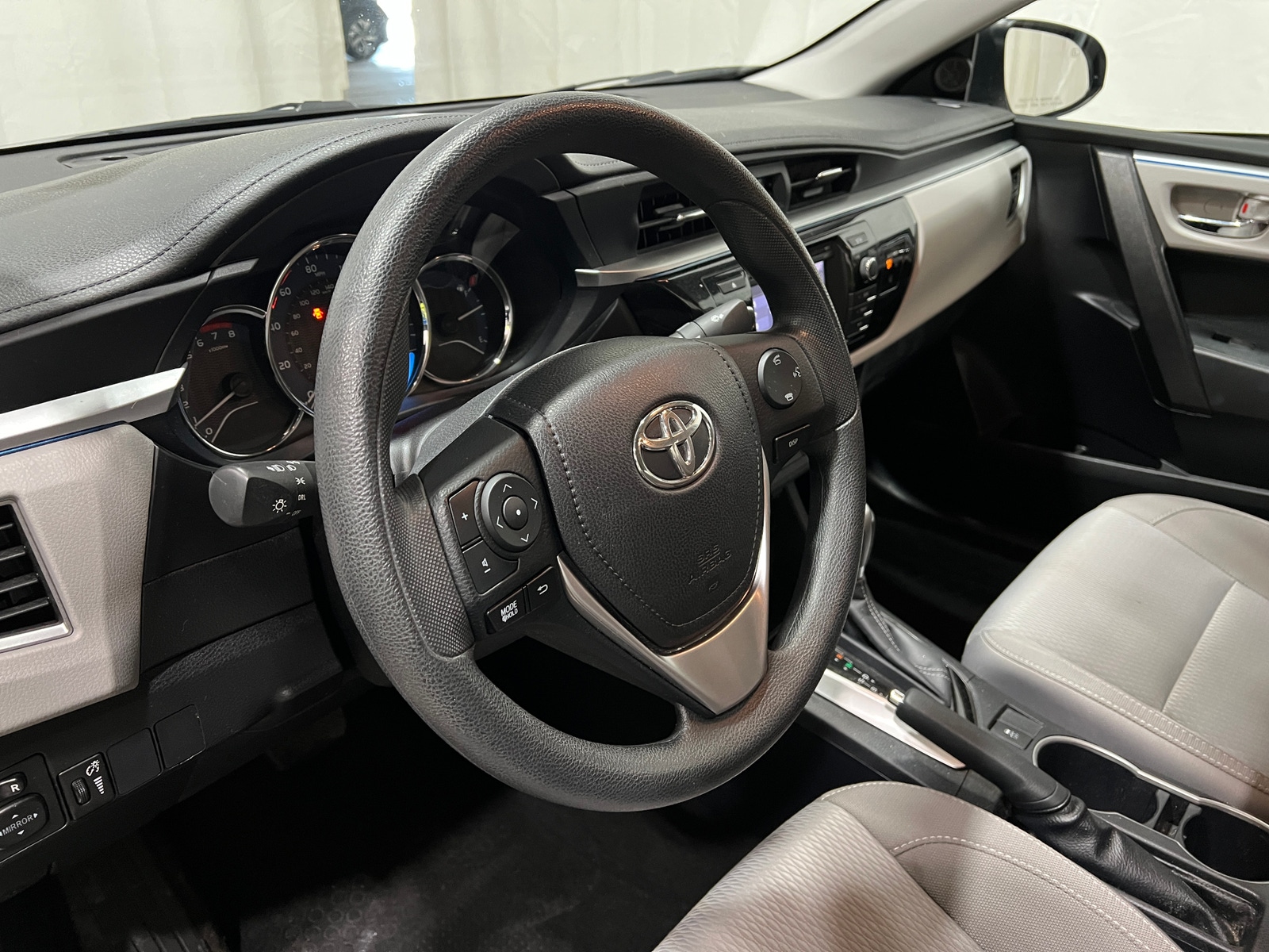 Thumbnail: 2016 Toyota Corolla - 5