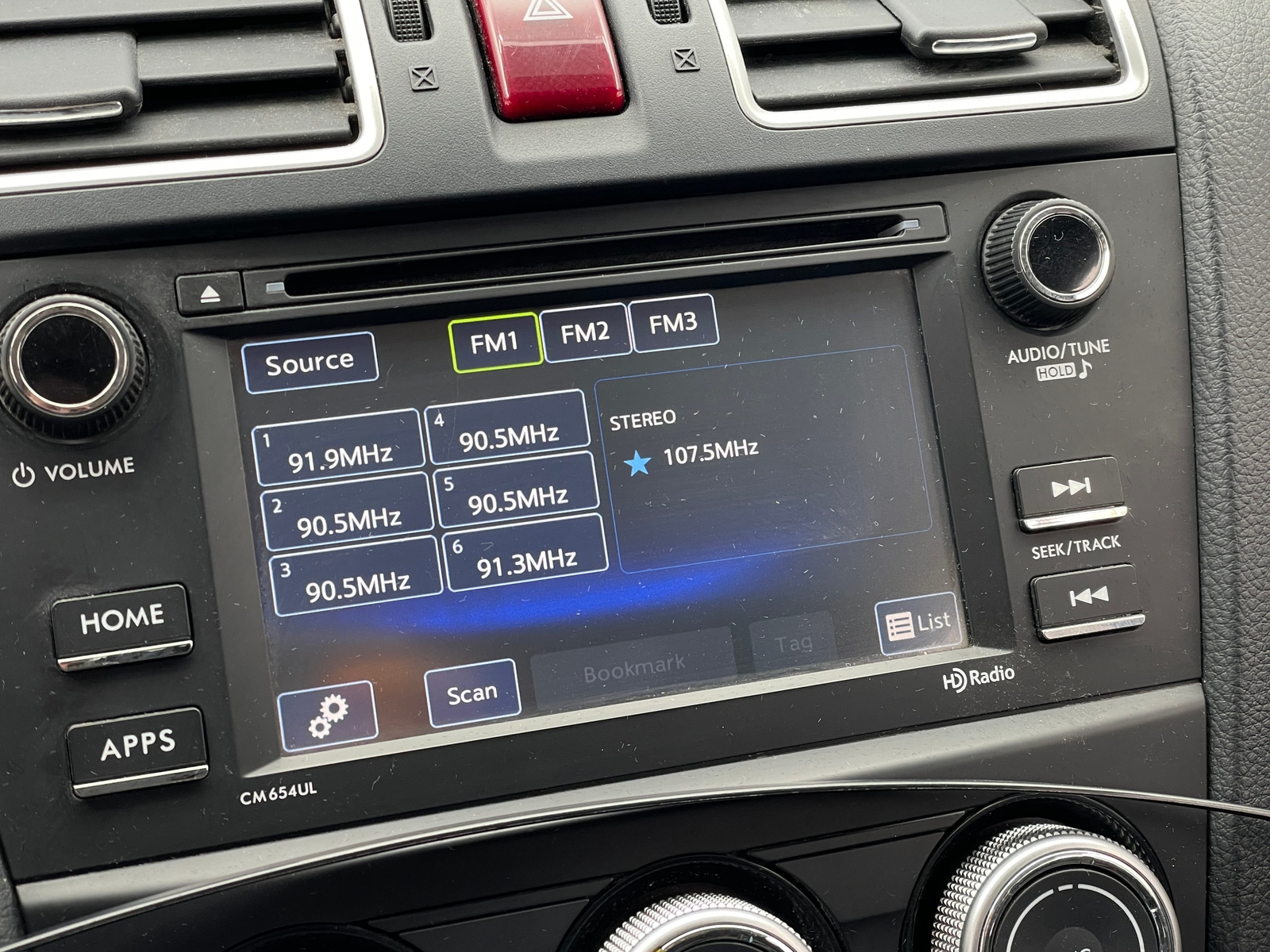 Thumbnail: 2015 Subaru XV Crosstrek - 4