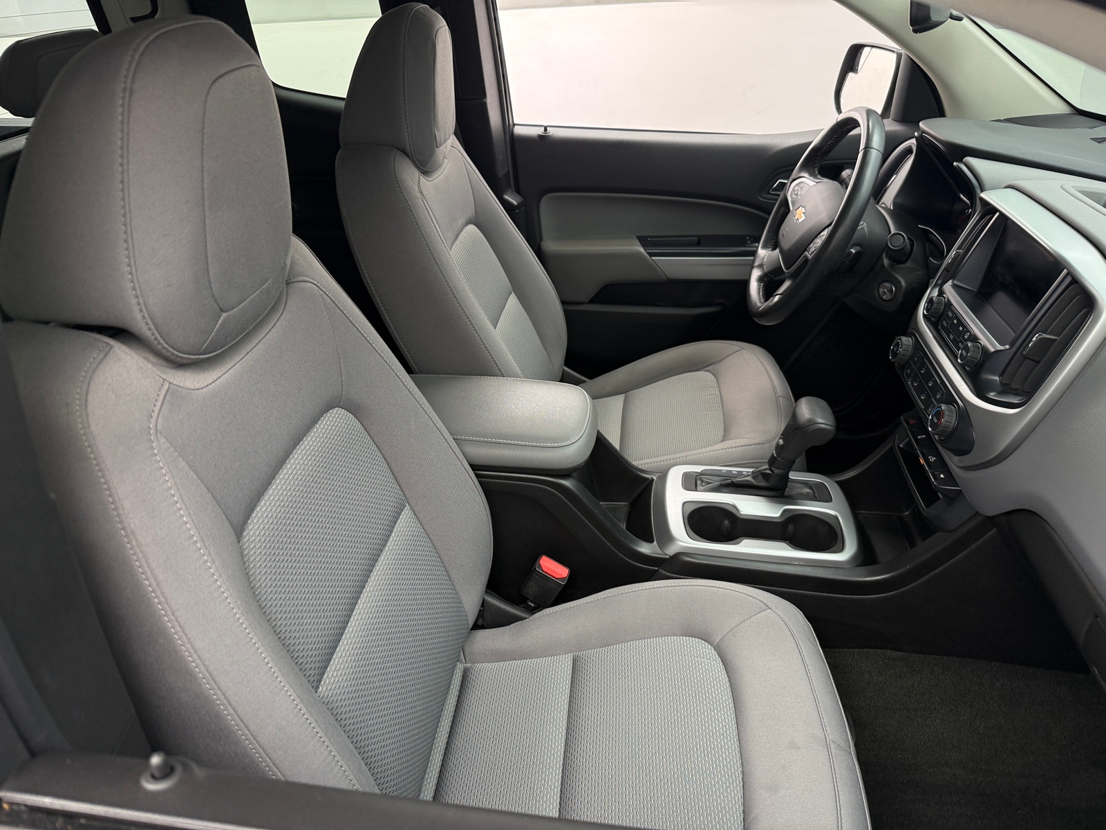 Thumbnail: 2018 Chevrolet Colorado - 2