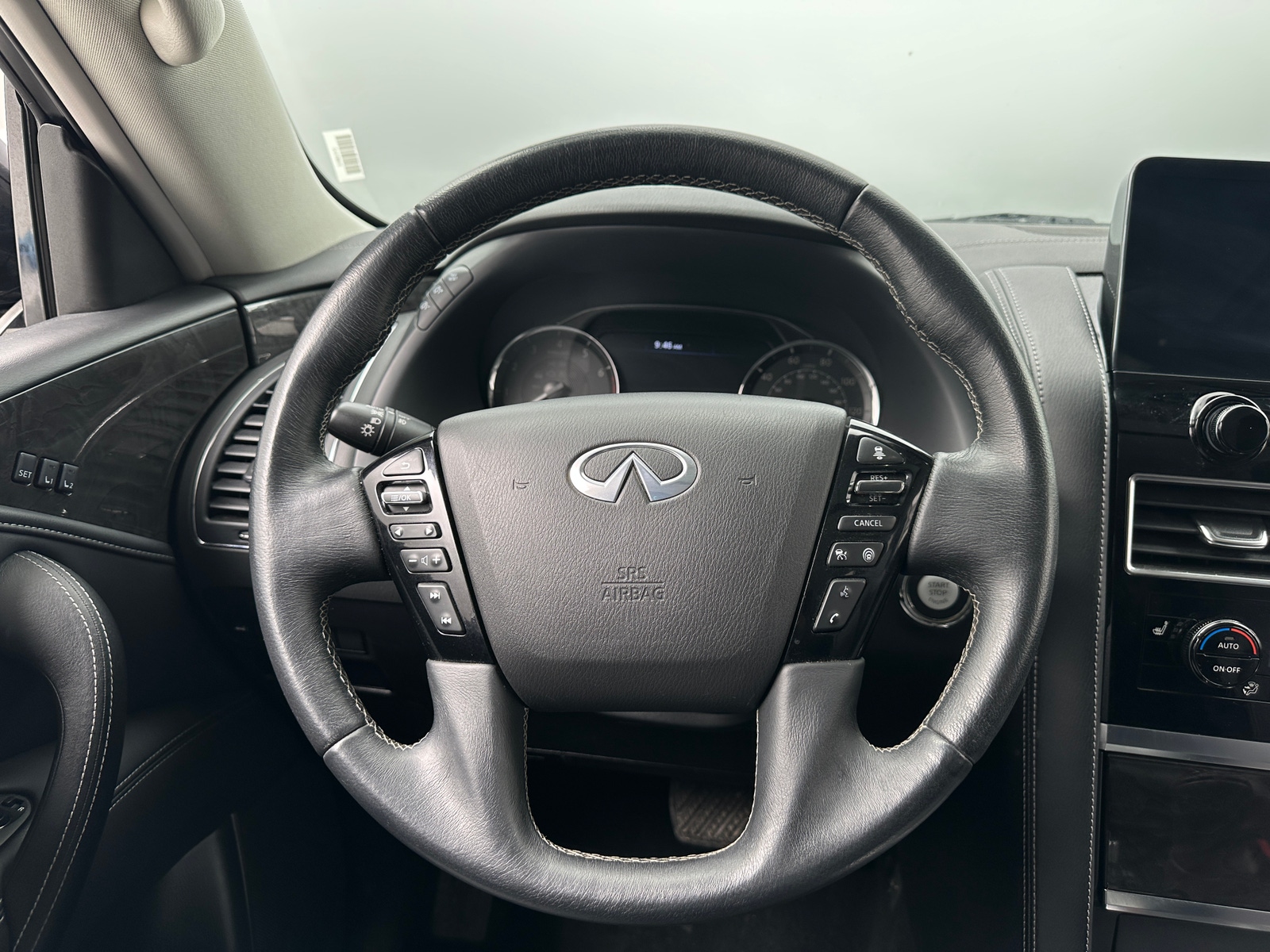 Thumbnail: 2023 INFINITI QX80 - 4