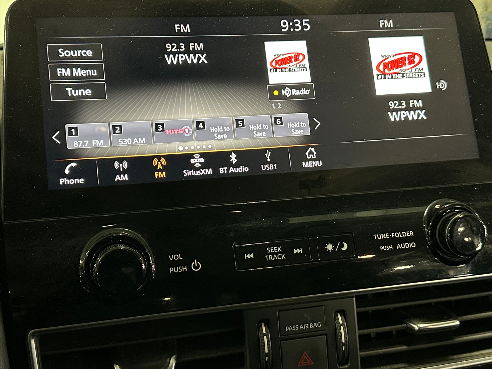 Thumbnail: 2023 INFINITI QX80 - 3