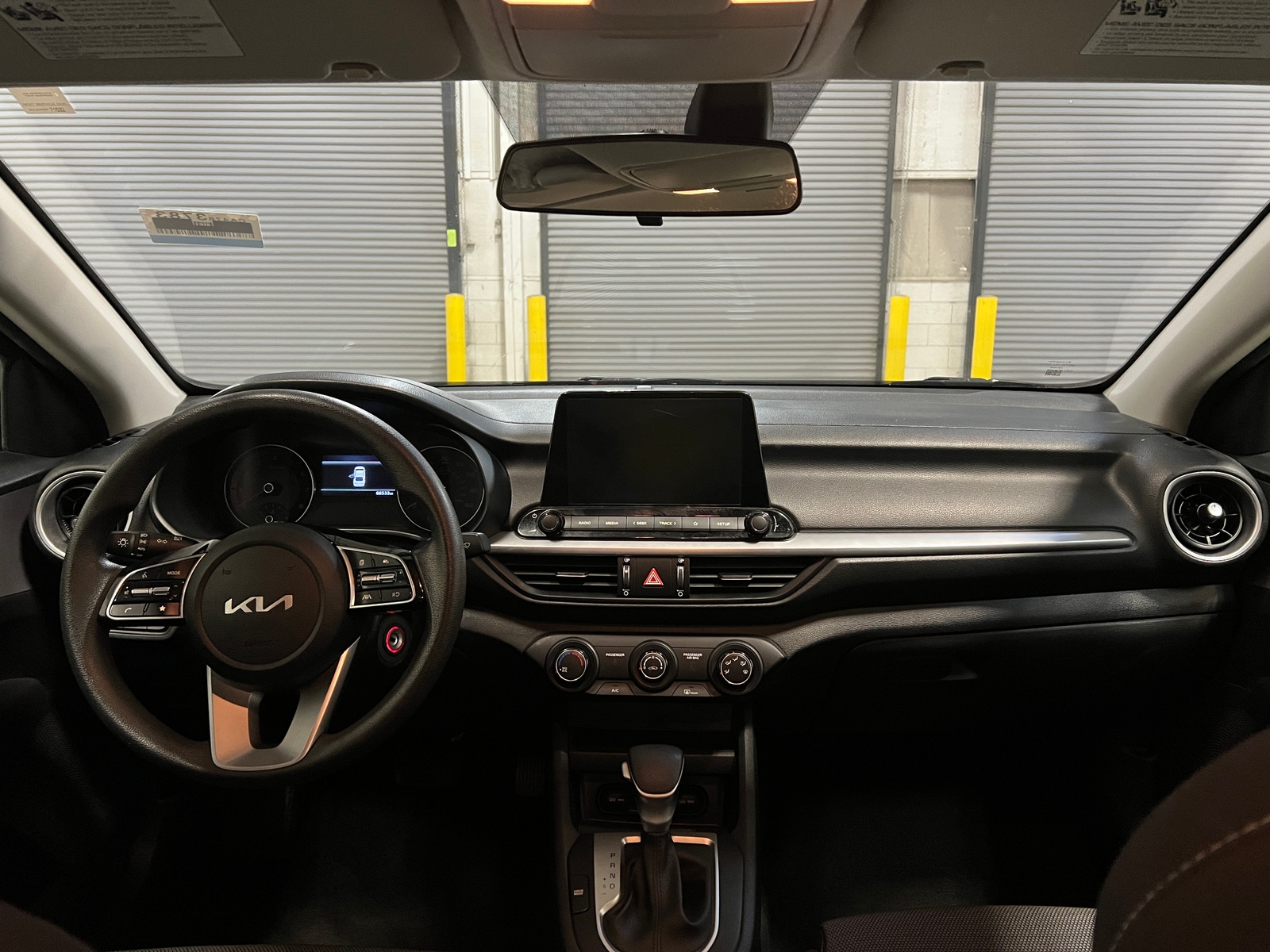 Thumbnail: 2023 Kia Forte - 3