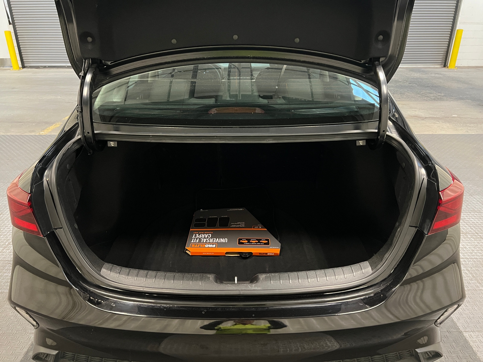 Thumbnail: 2023 Kia Forte - 7