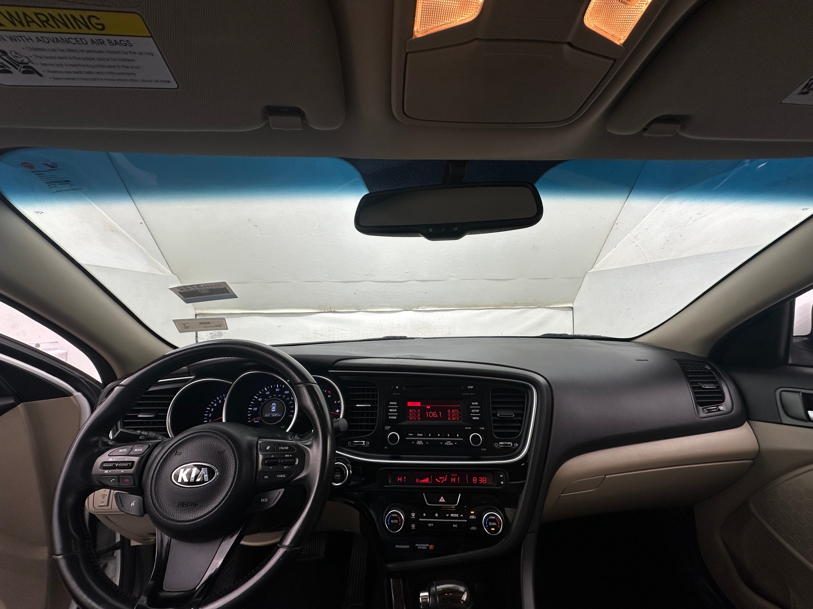 Thumbnail: 2015 Kia Optima - 2