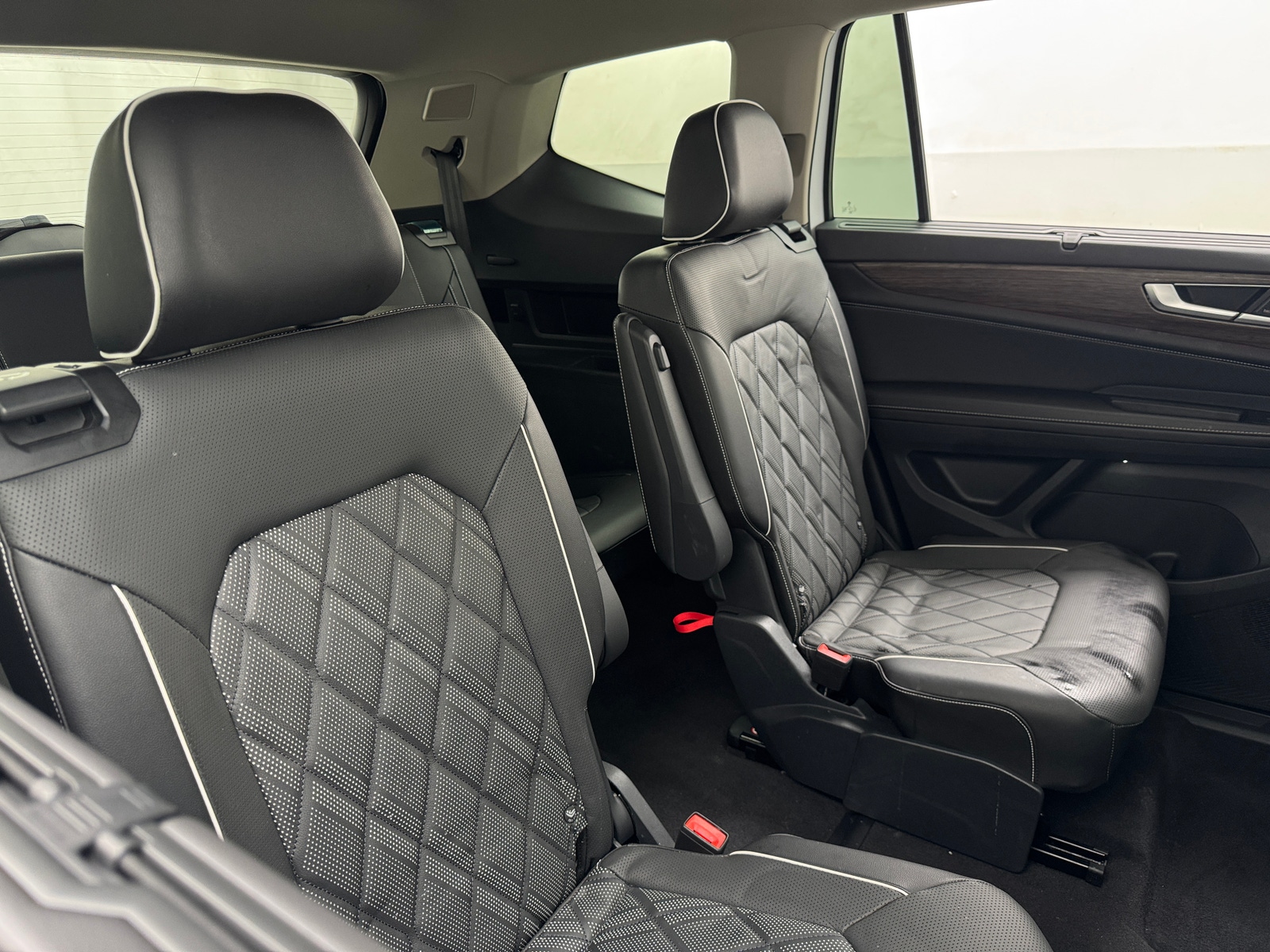 Thumbnail: 2024 Volkswagen Atlas - 5