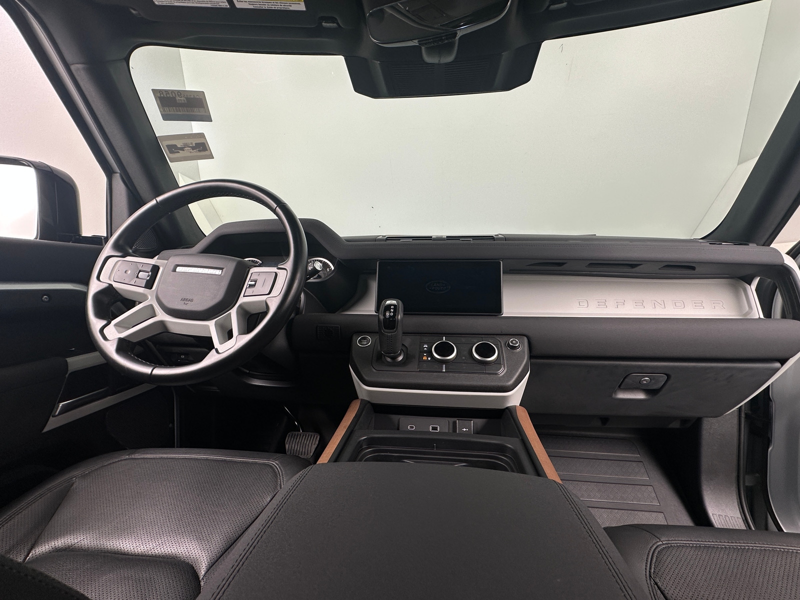 Thumbnail: 2023 Land Rover Defender - 2