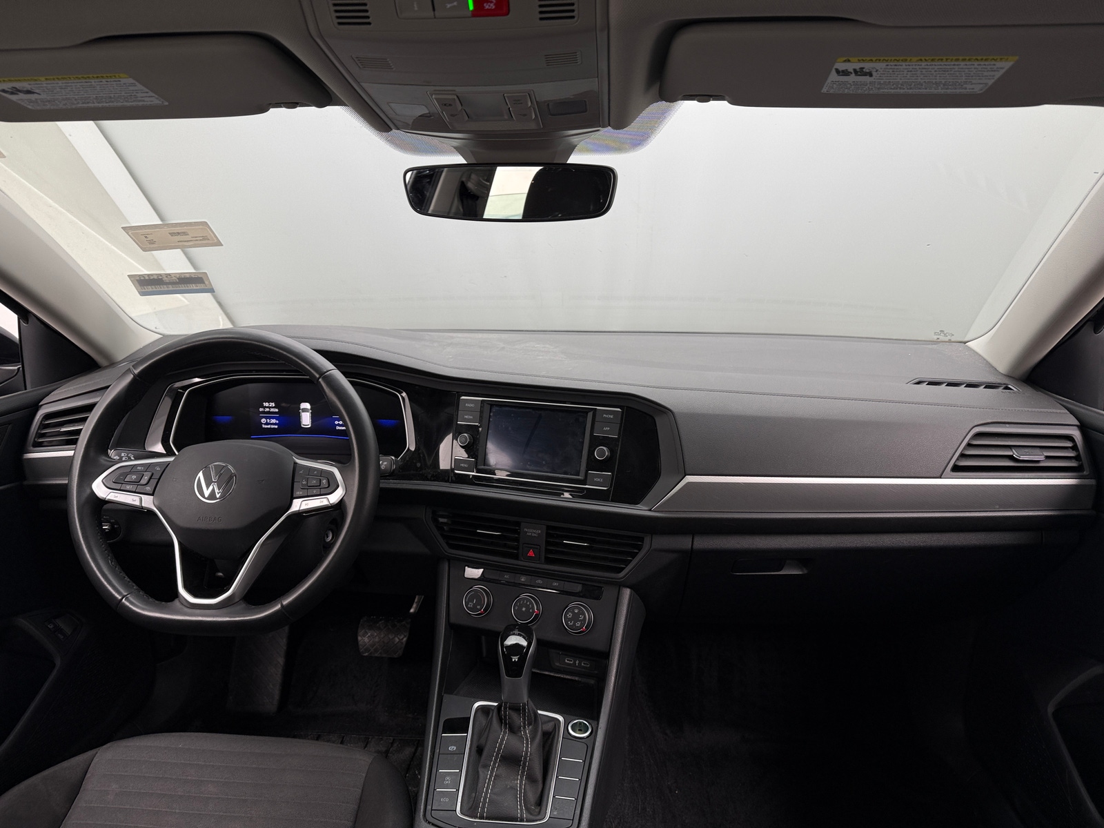 Thumbnail: 2024 Volkswagen Jetta - 3