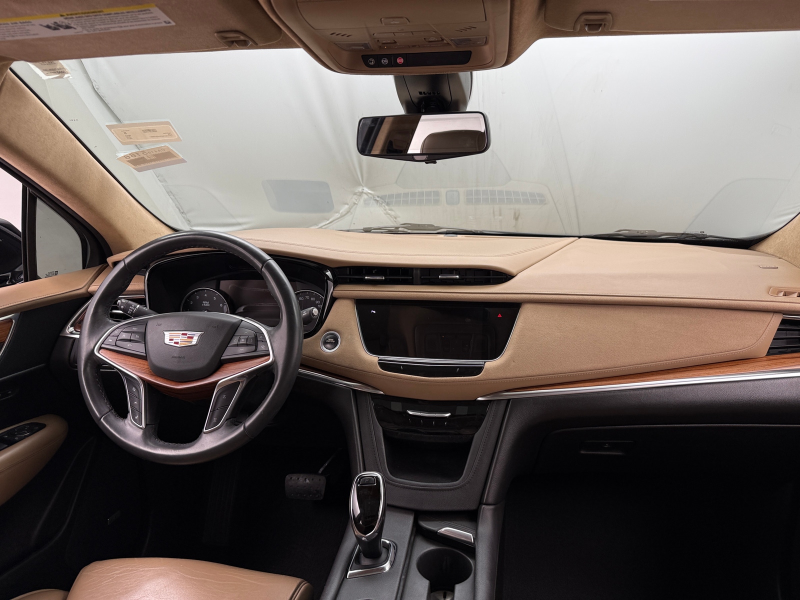 Thumbnail: 2017 Cadillac XT5 - 2