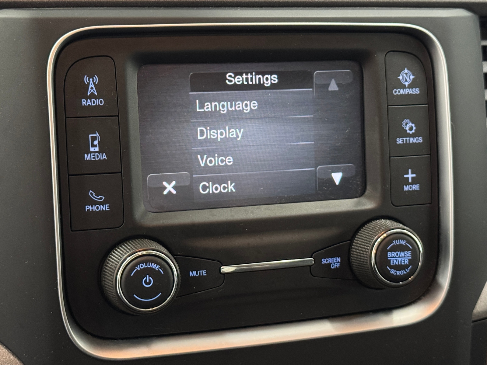 Thumbnail: 2023 RAM 1500 Classic - 3