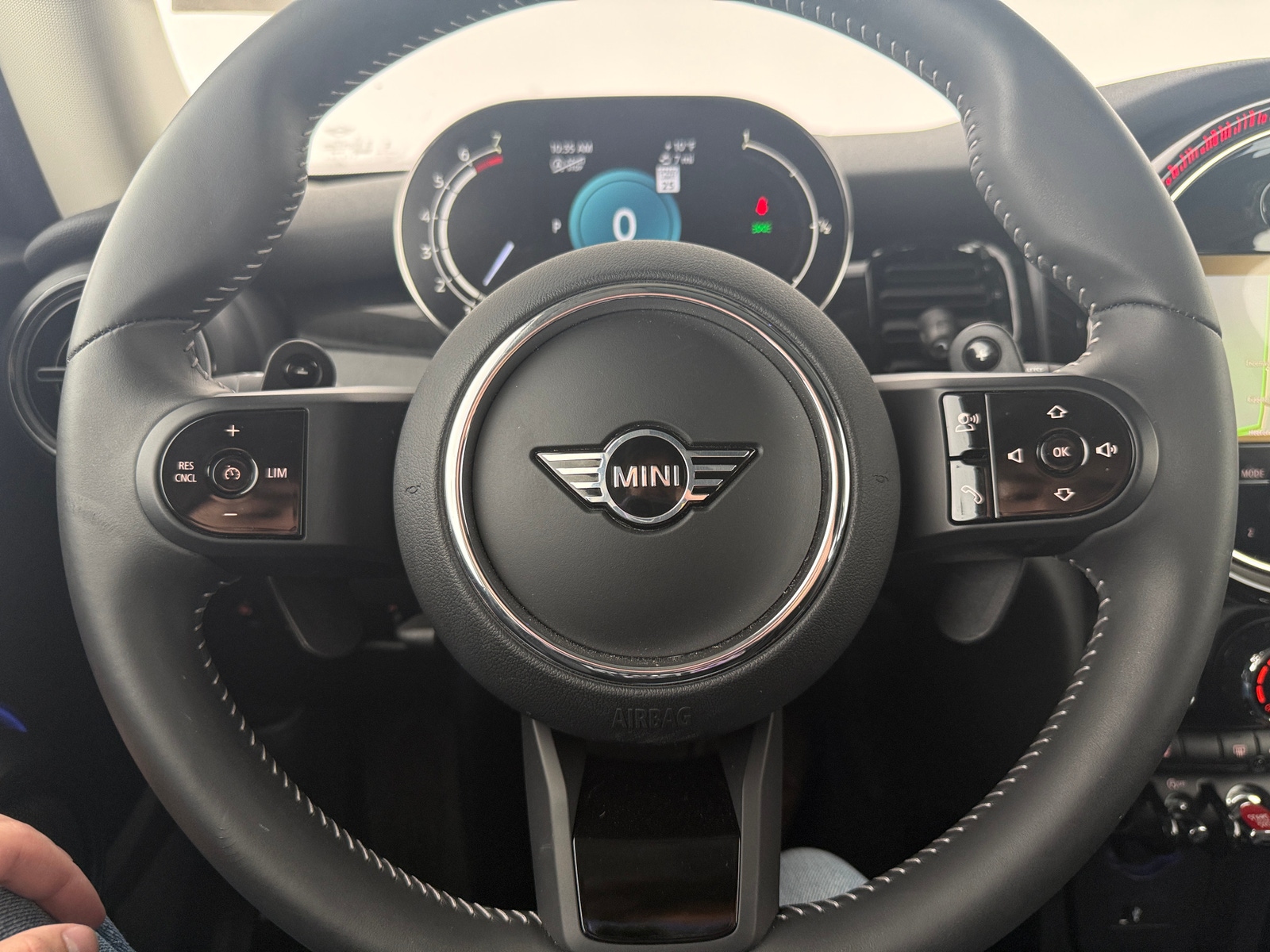 Thumbnail: 2024 MINI Cooper Hardtop - 4