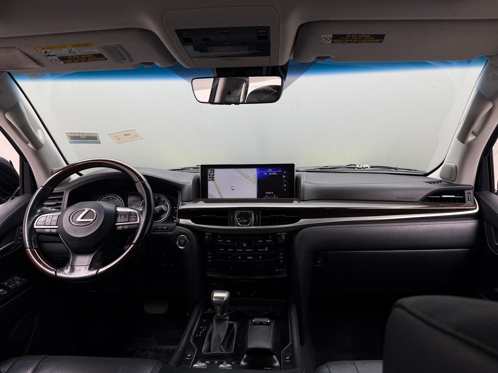 Thumbnail: 2018 Lexus LX - 2