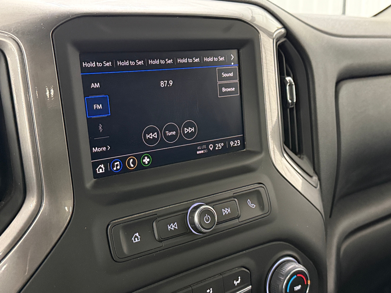 Thumbnail: 2025 Chevrolet Silverado 2500 - 4