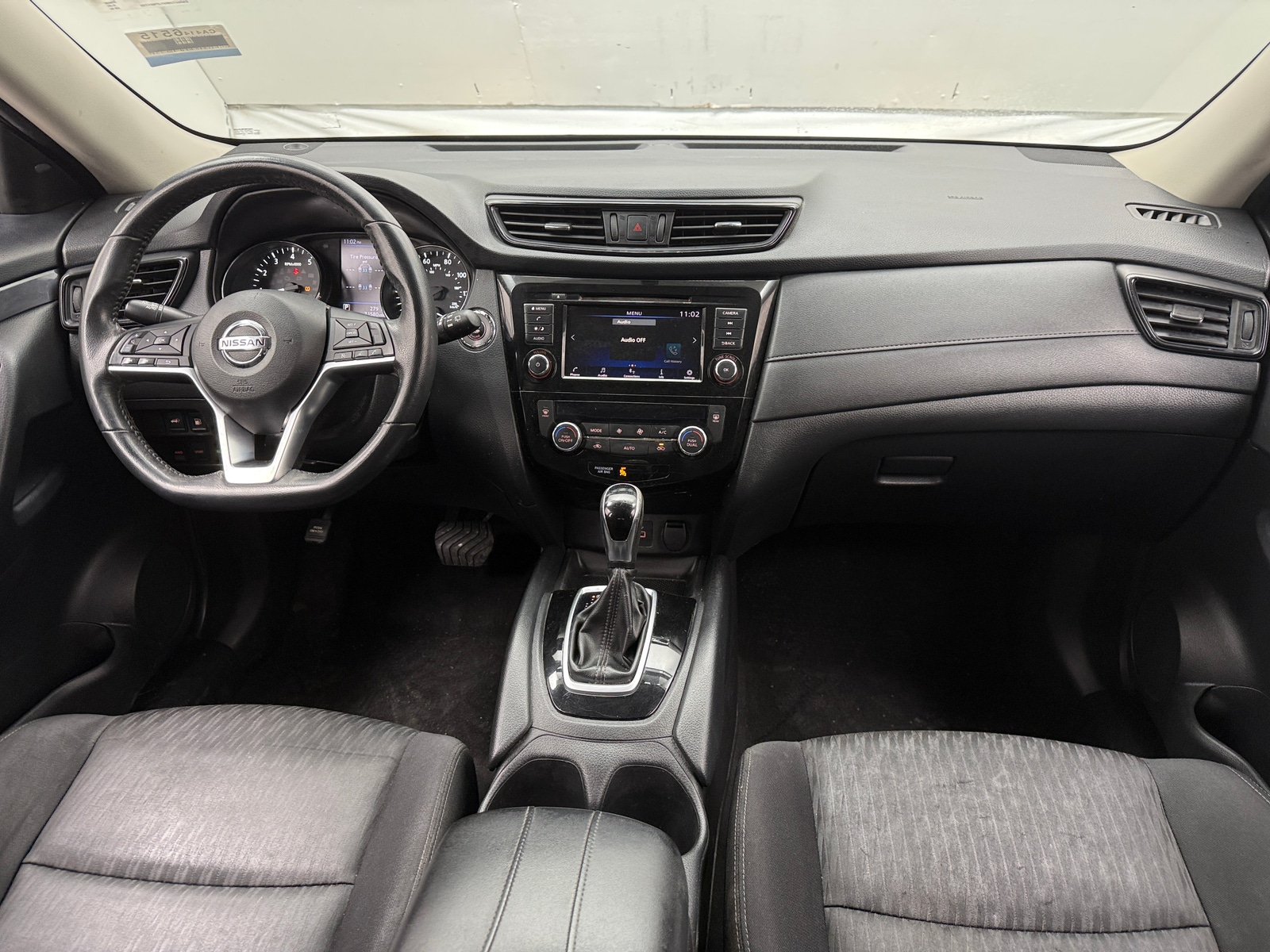 Thumbnail: 2018 Nissan Rogue - 3