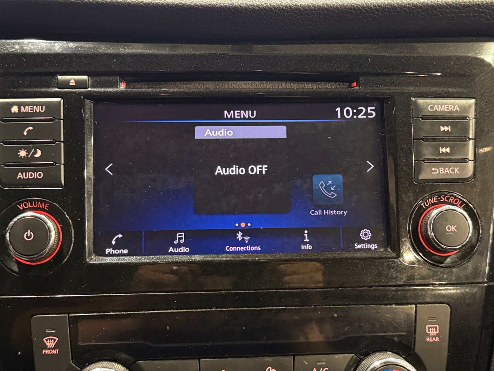 Thumbnail: 2018 Nissan Rogue - 4