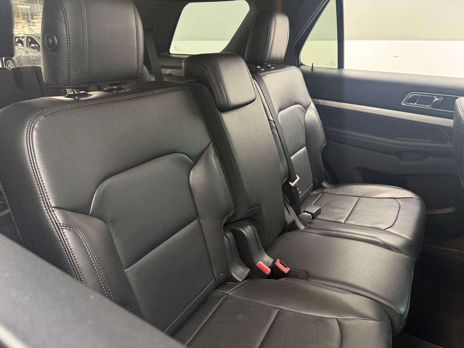 Thumbnail: 2016 Ford Explorer - 5