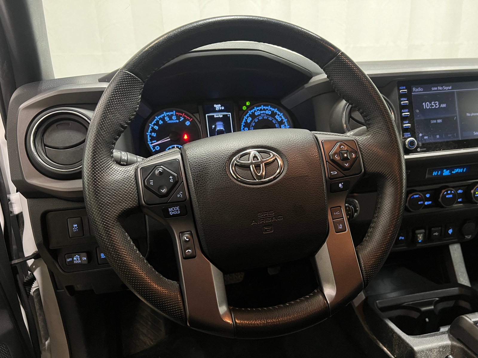 Thumbnail: 2022 Toyota Tacoma - 5