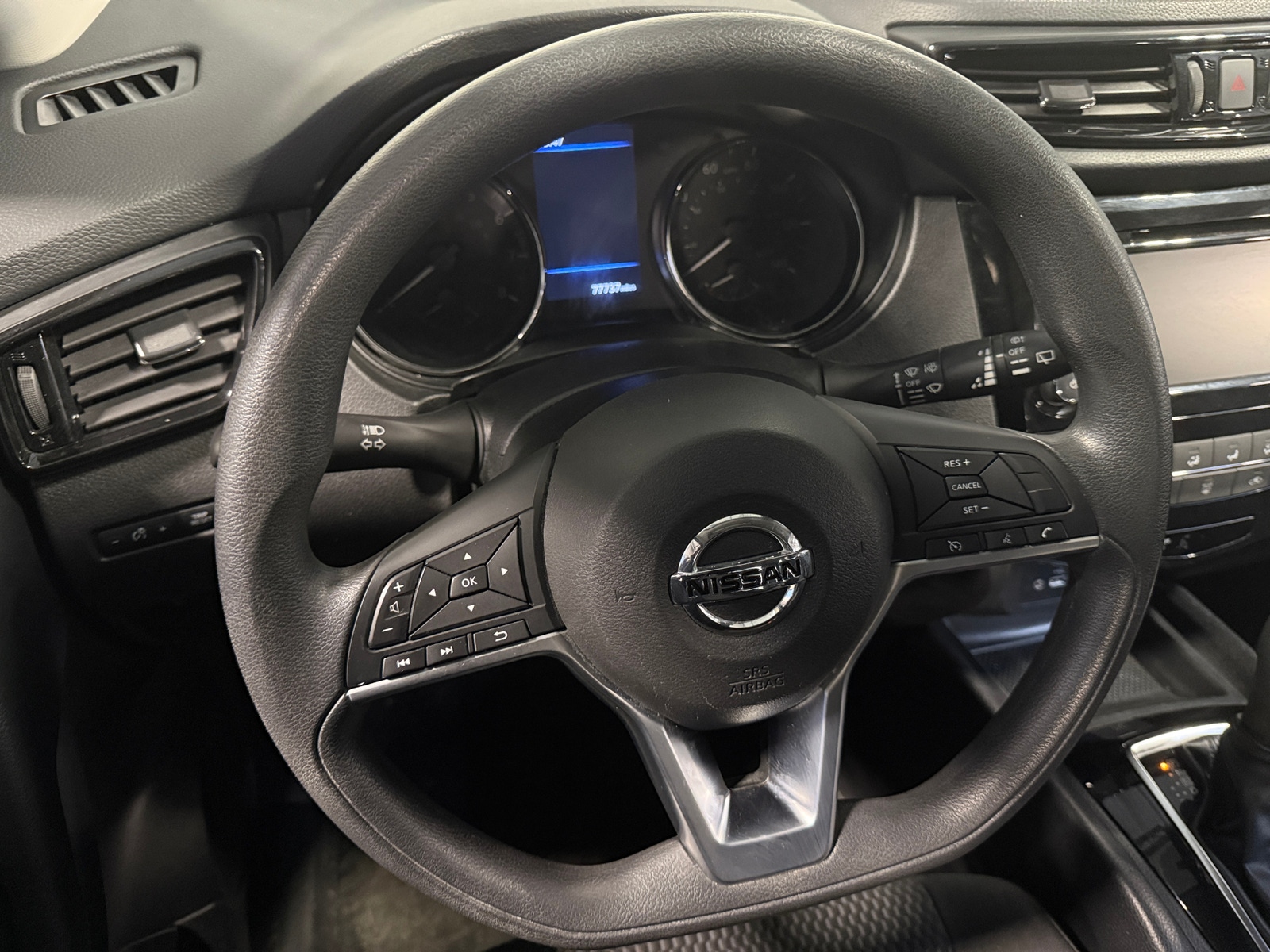 Thumbnail: 2021 Nissan Rogue Sport - 5