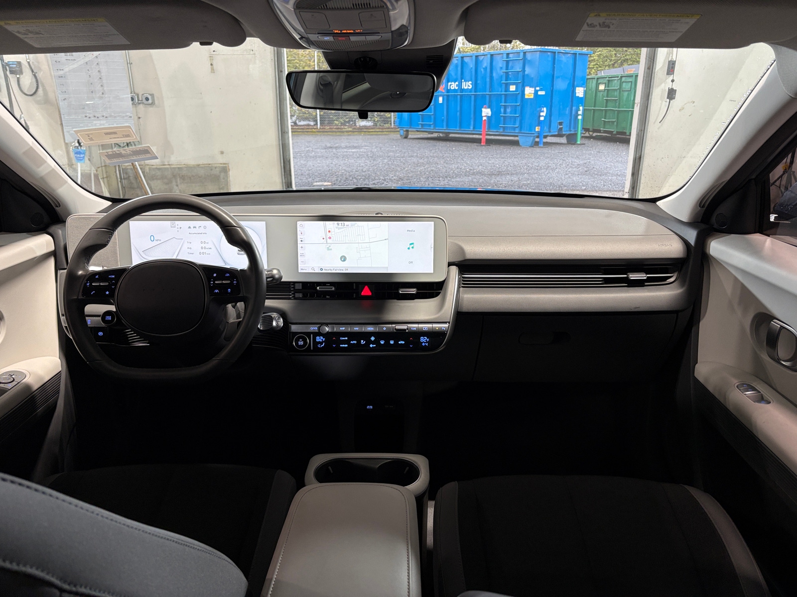 Thumbnail: 2022 Hyundai Ioniq 5 - 3