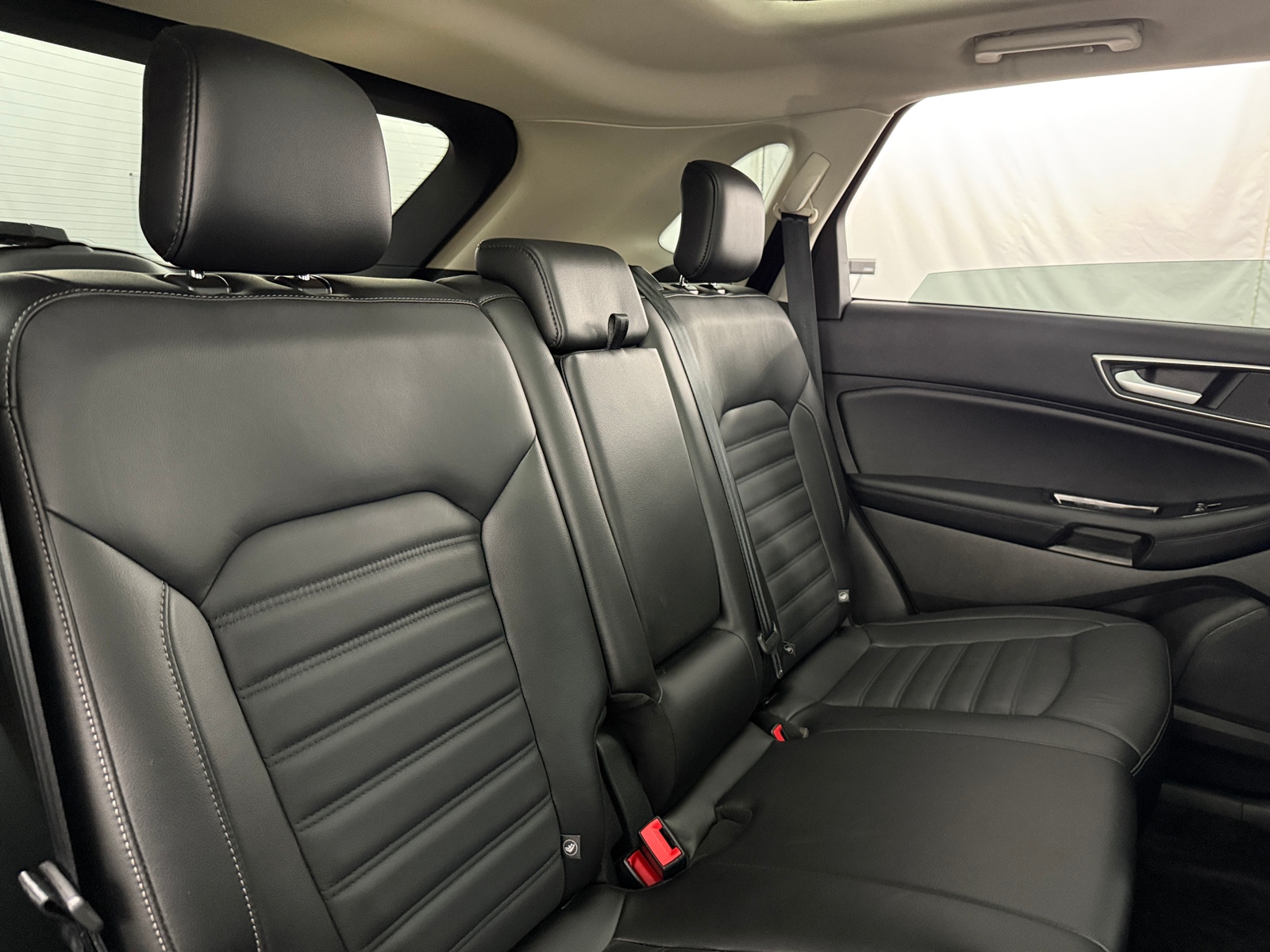 Thumbnail: 2017 Ford Edge - 5